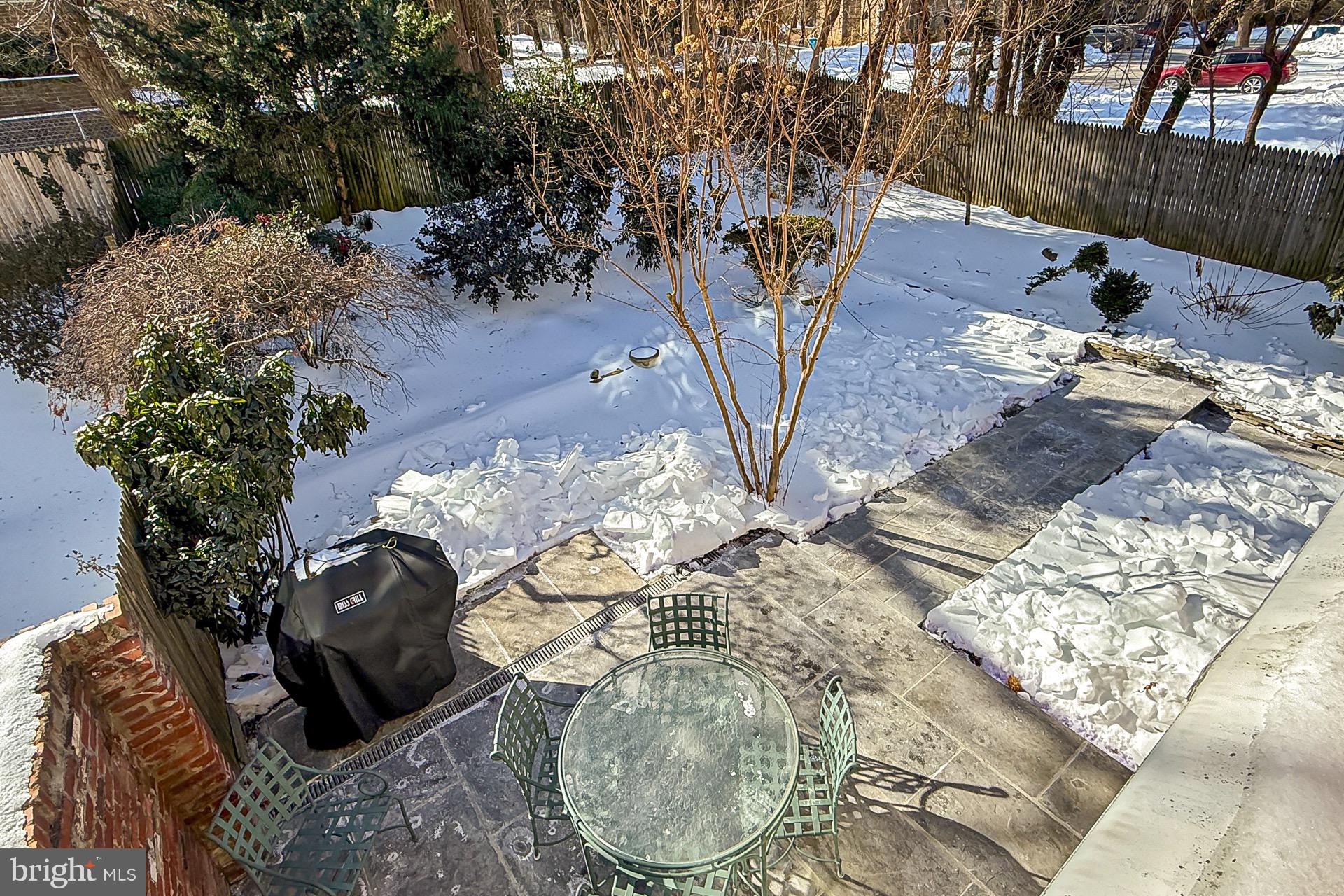 WESTMORELAND PLACE - Residential