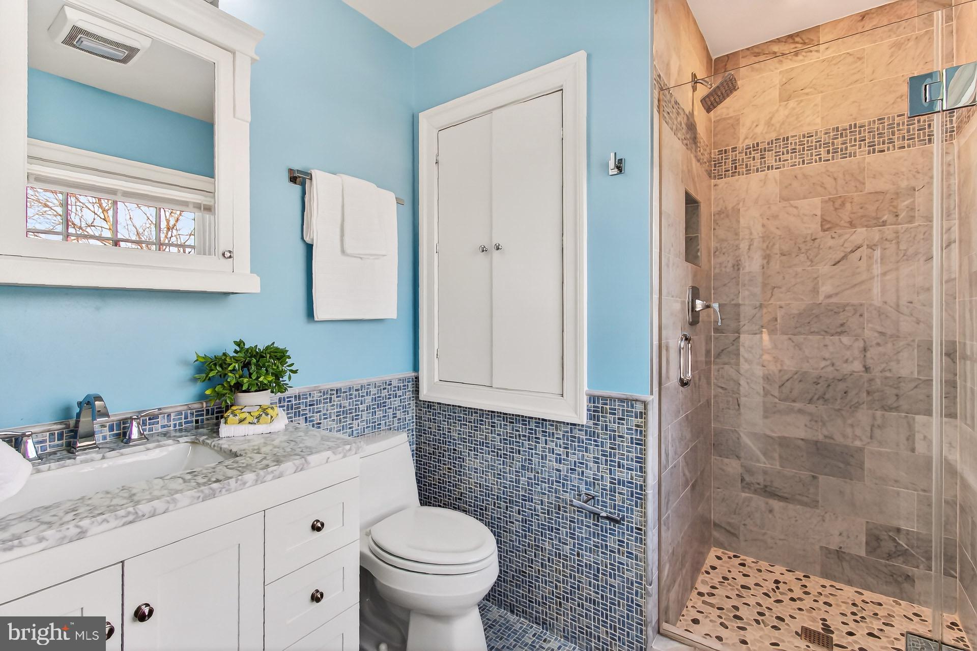 WESTMORELAND PLACE - Residential