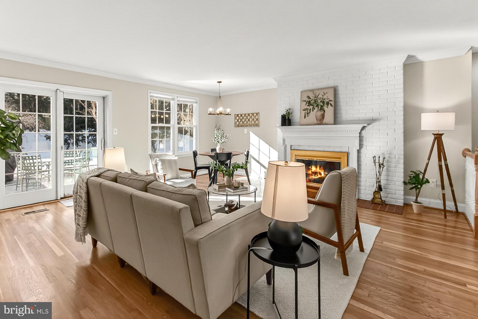 WESTMORELAND PLACE - Residential