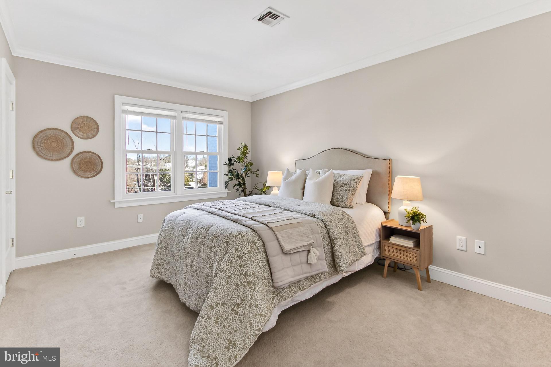 WESTMORELAND PLACE - Residential