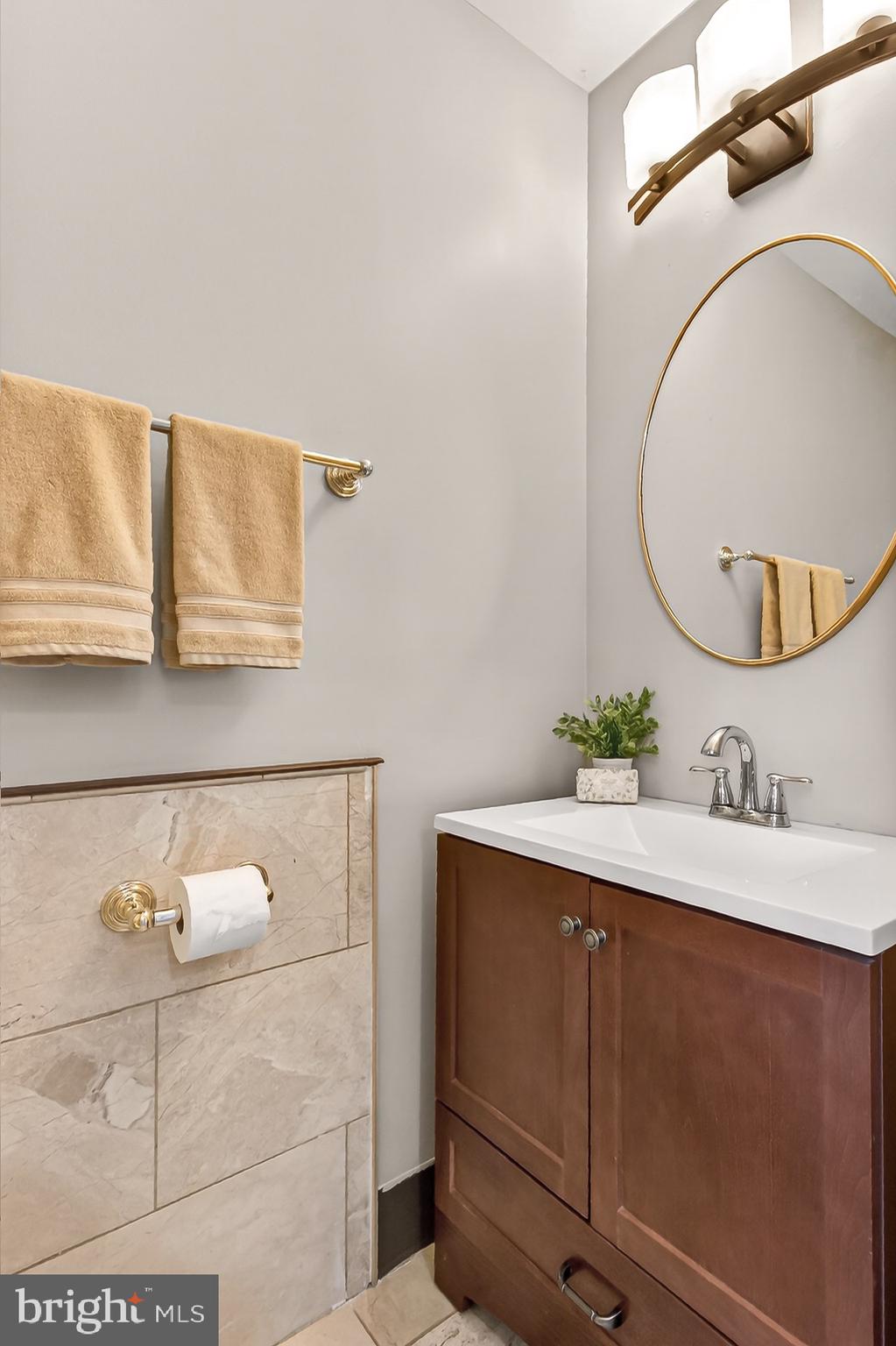 WESTMORELAND PLACE - Residential