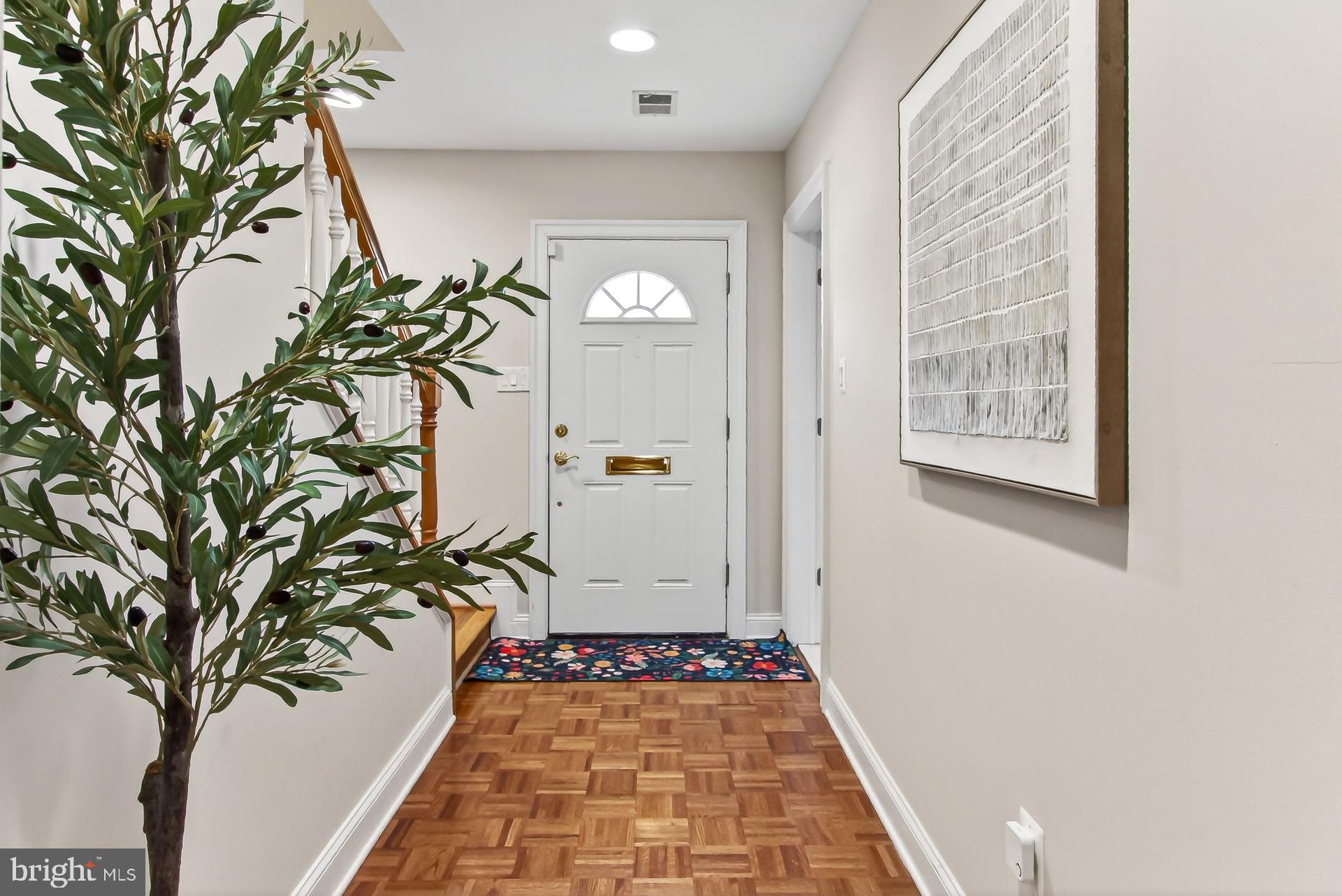 WESTMORELAND PLACE - Residential