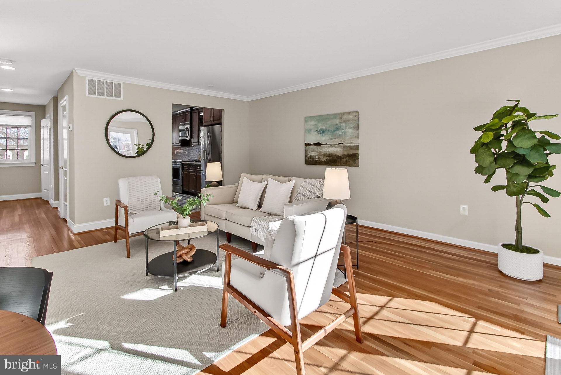 WESTMORELAND PLACE - Residential