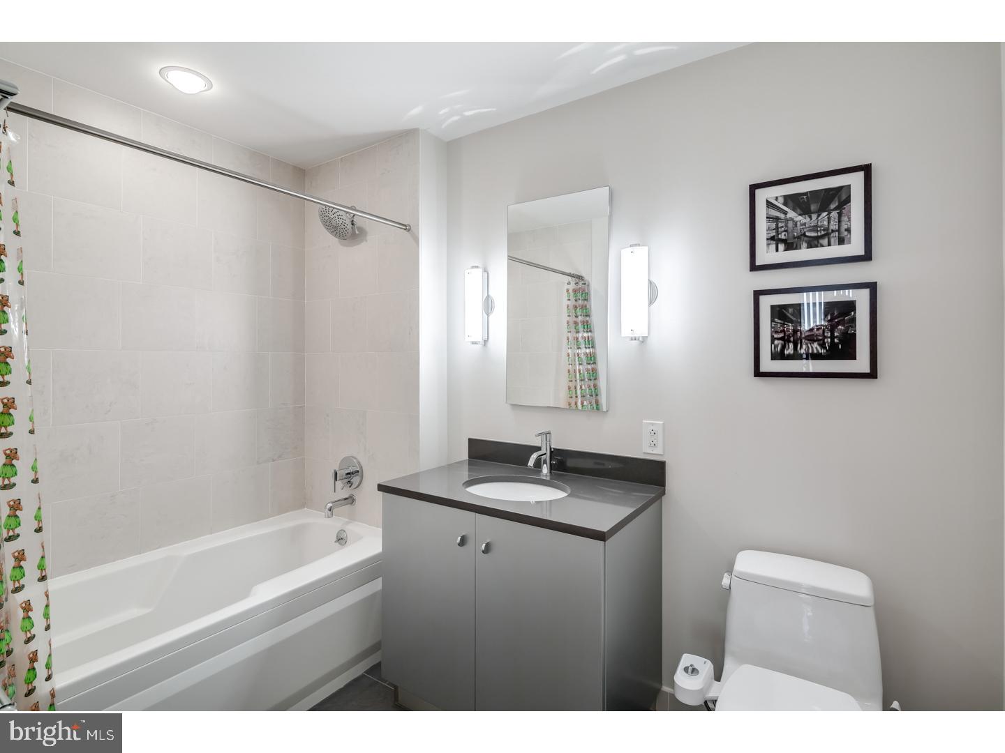 RITTENHOUSE SQUARE - Residential Lease