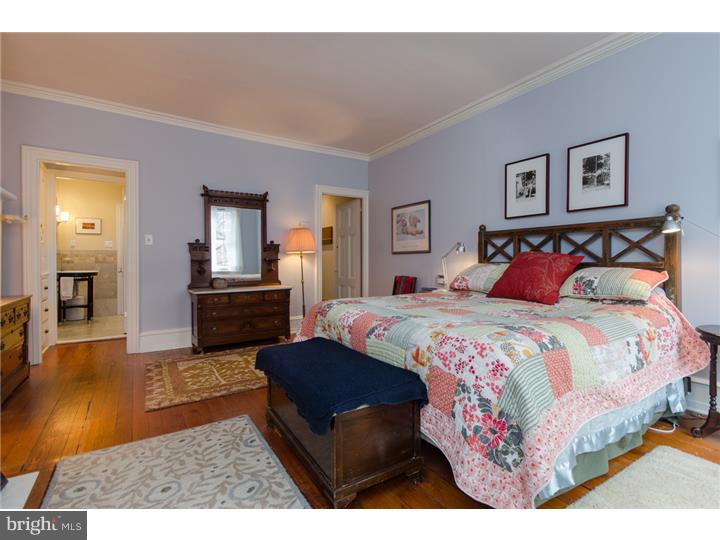 SOCIETY HILL - Residential