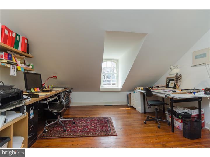 SOCIETY HILL - Residential