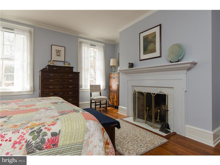 SOCIETY HILL - Residential