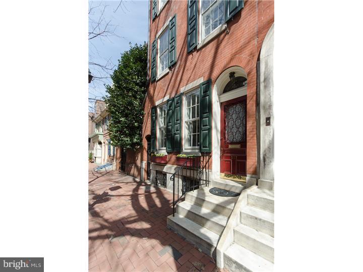 SOCIETY HILL - Residential