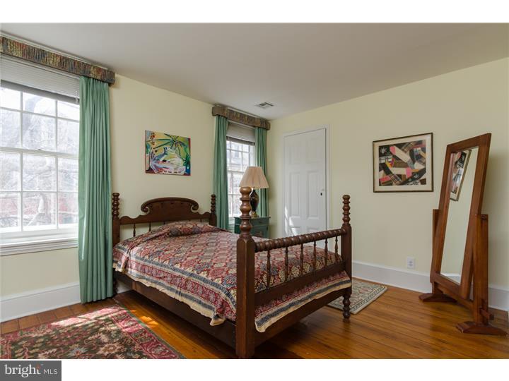 SOCIETY HILL - Residential