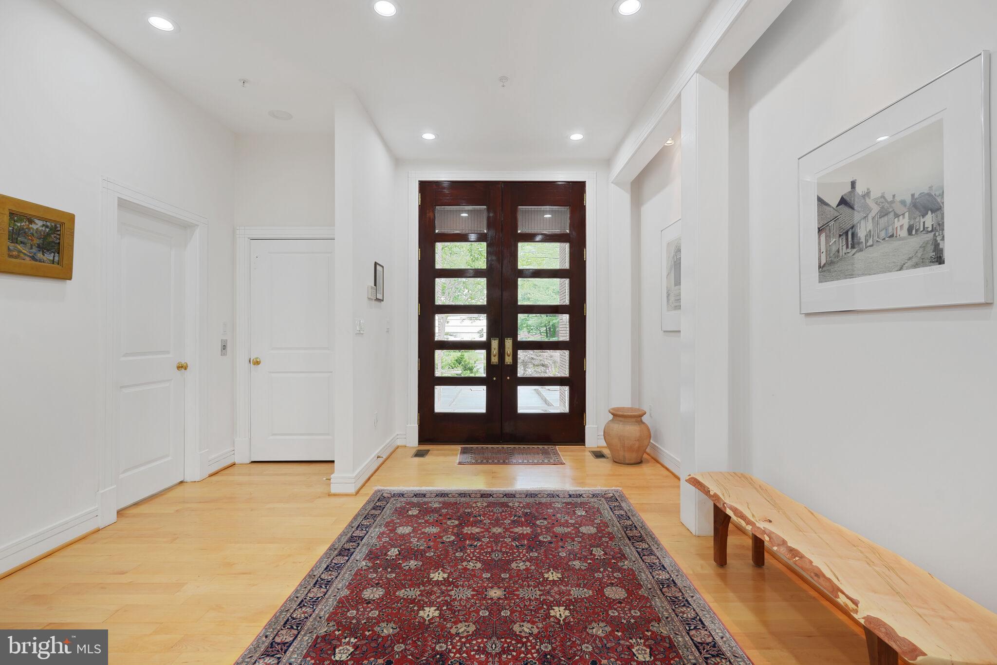 2807 CHESTERFIELD PLACE NW