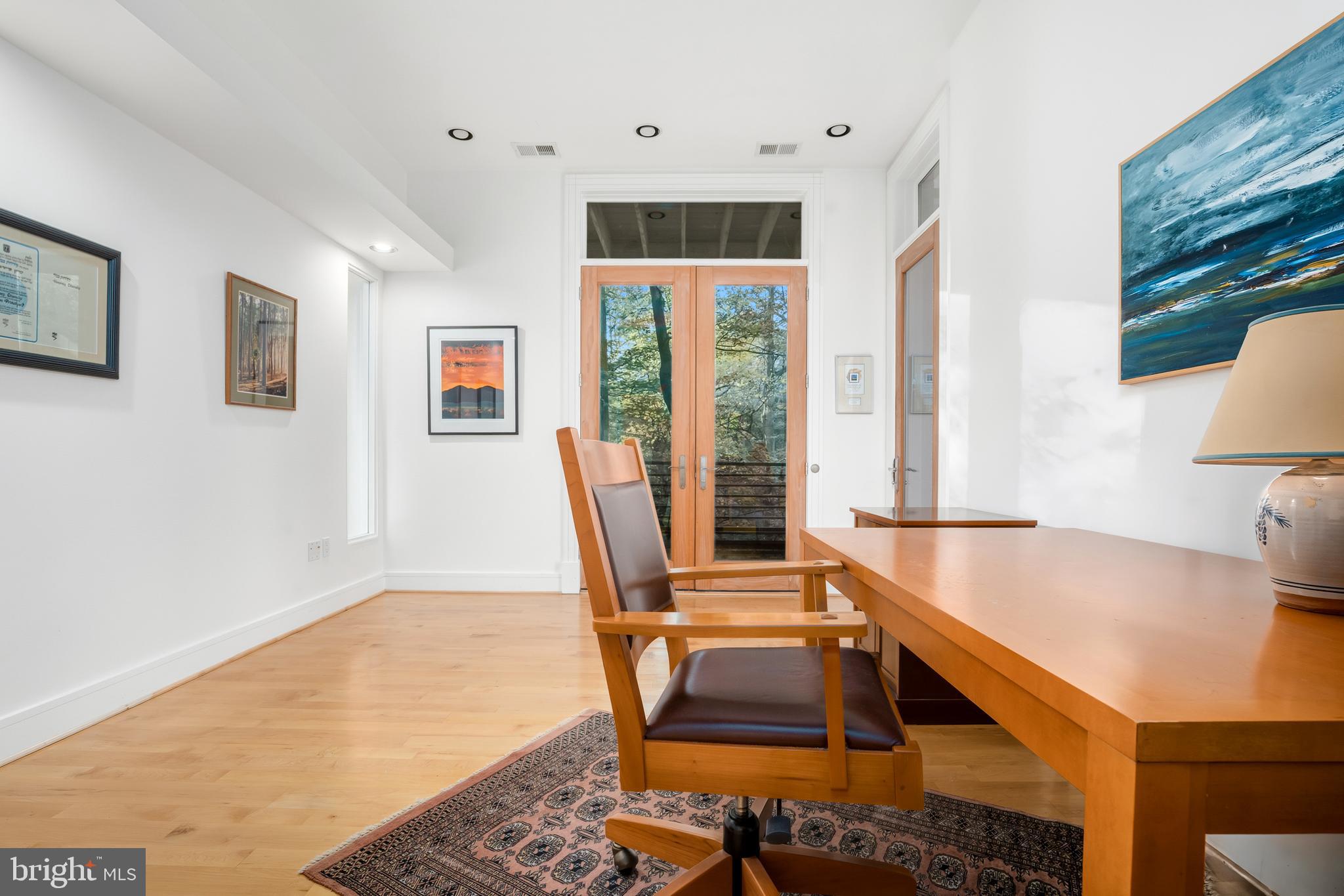 FOREST HILLS - Residential