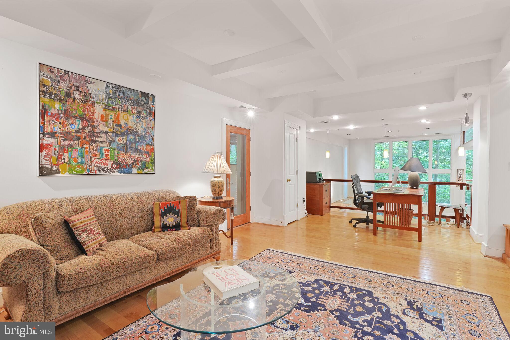 FOREST HILLS - Residential