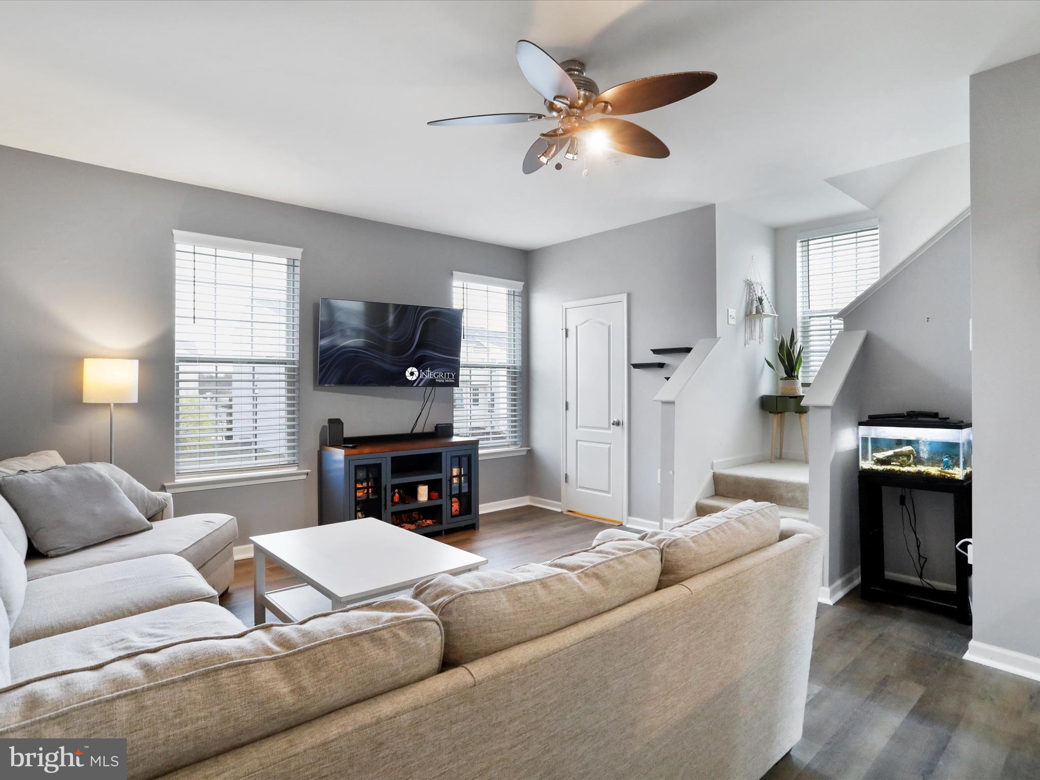 RIVERSIDE VILLAGES - Residential