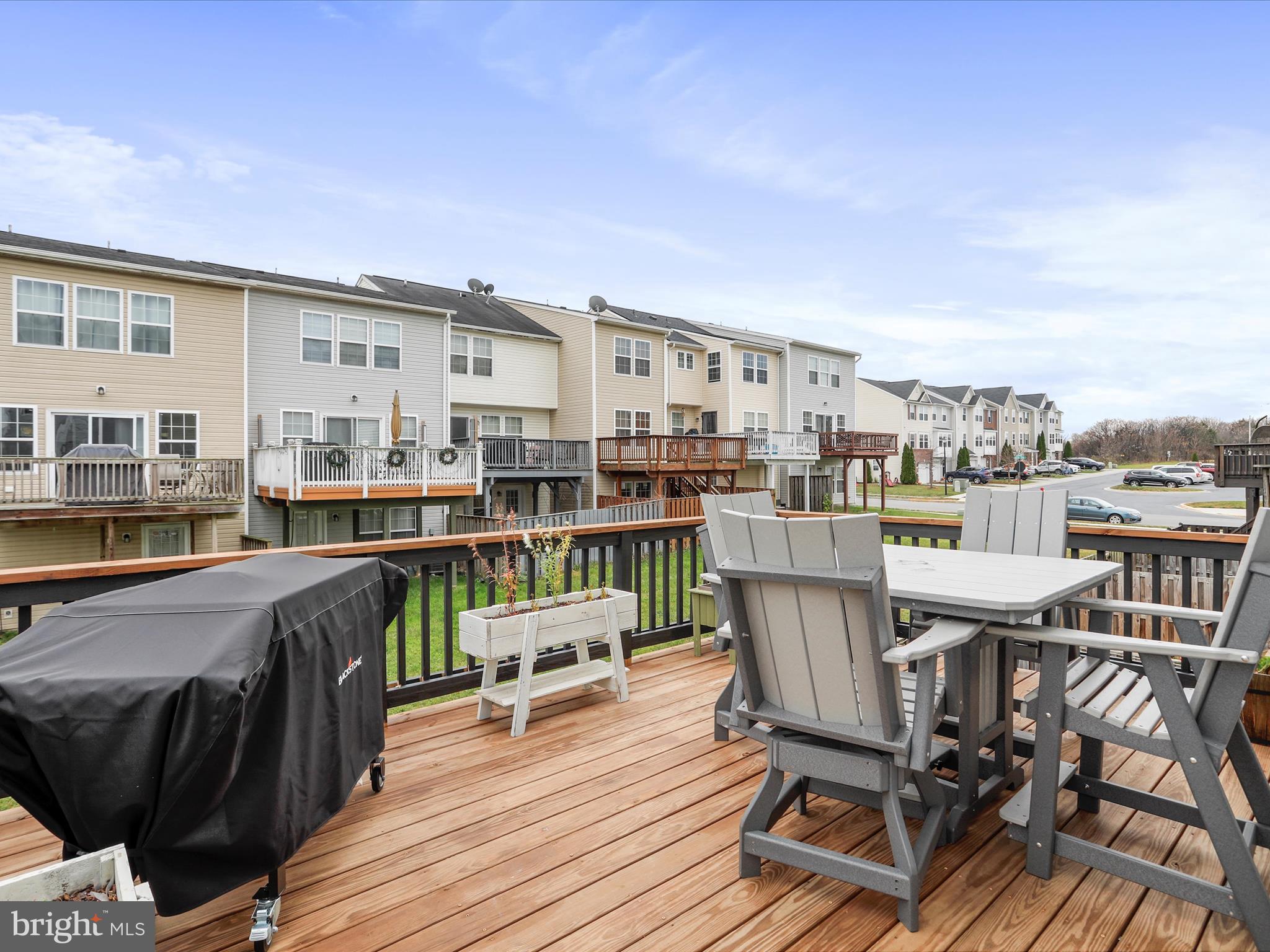 RIVERSIDE VILLAGES - Residential