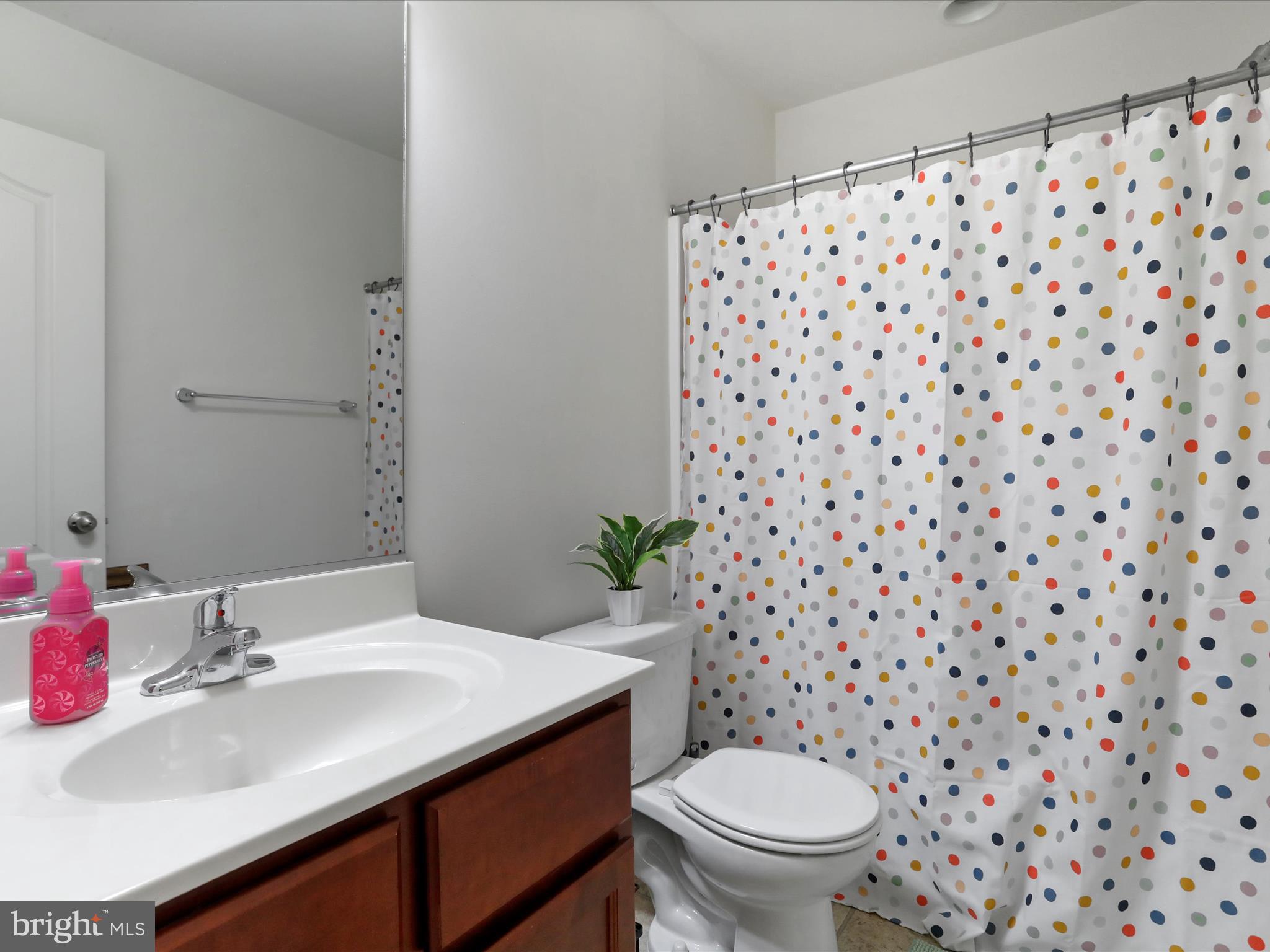 RIVERSIDE VILLAGES - Residential