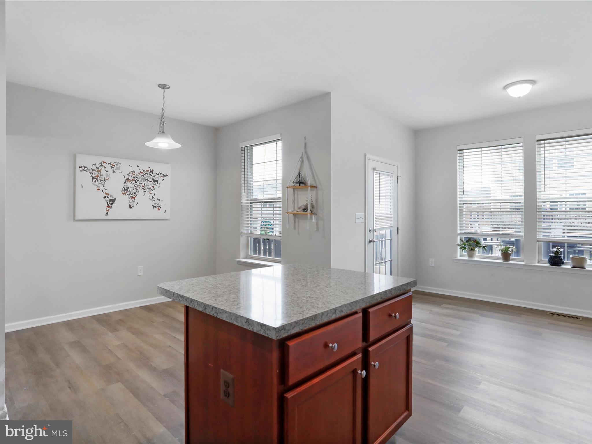 RIVERSIDE VILLAGES - Residential