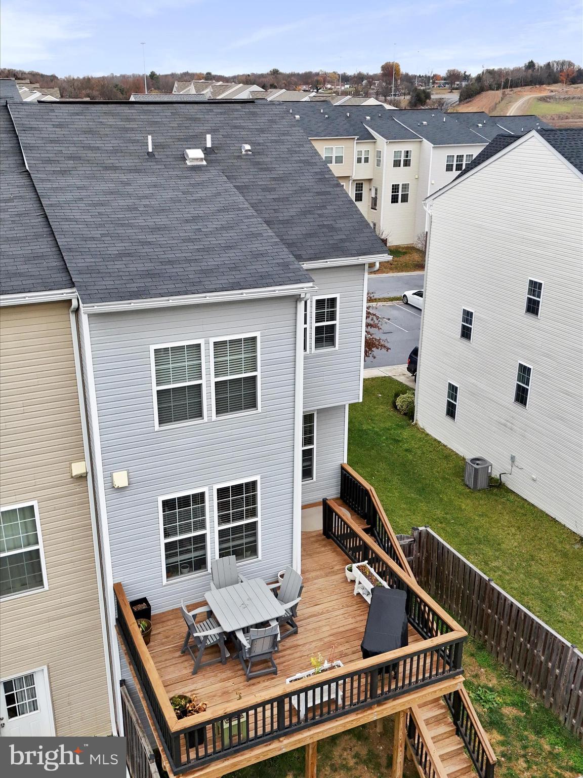 RIVERSIDE VILLAGES - Residential