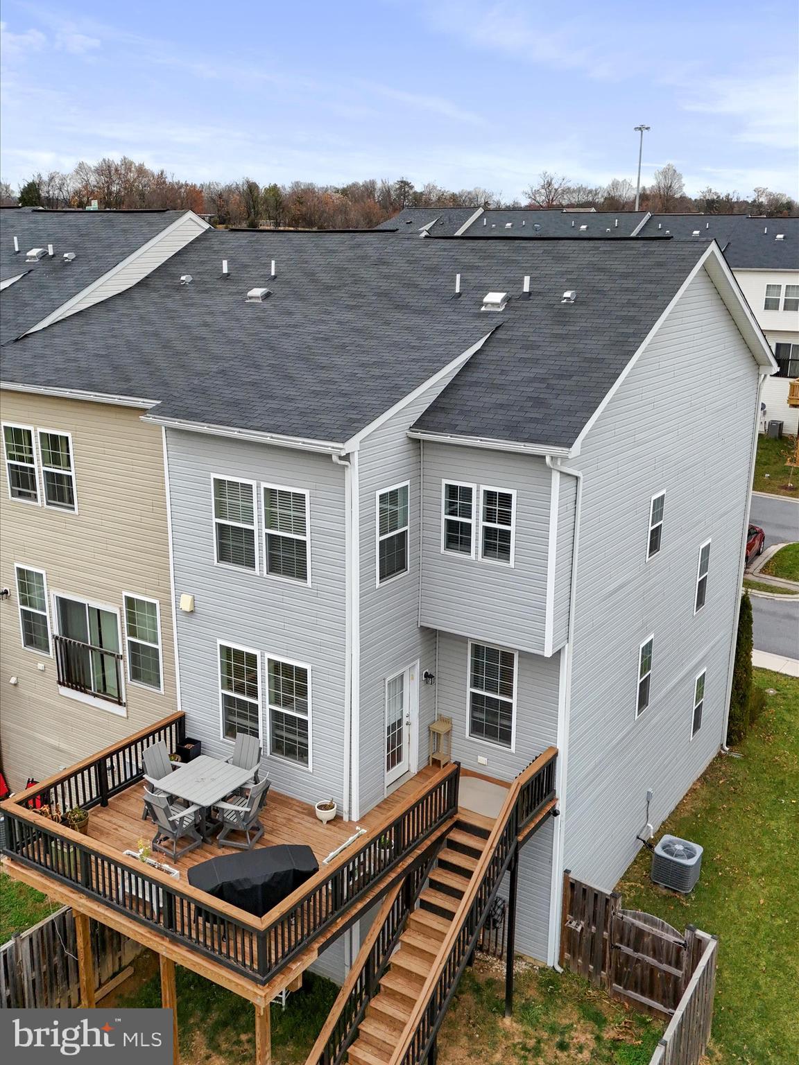 RIVERSIDE VILLAGES - Residential