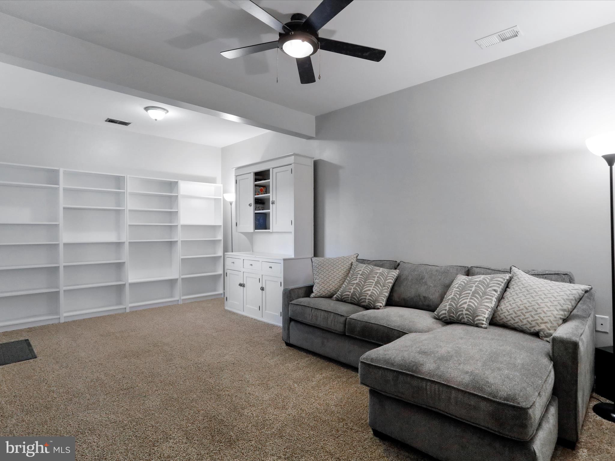 RIVERSIDE VILLAGES - Residential