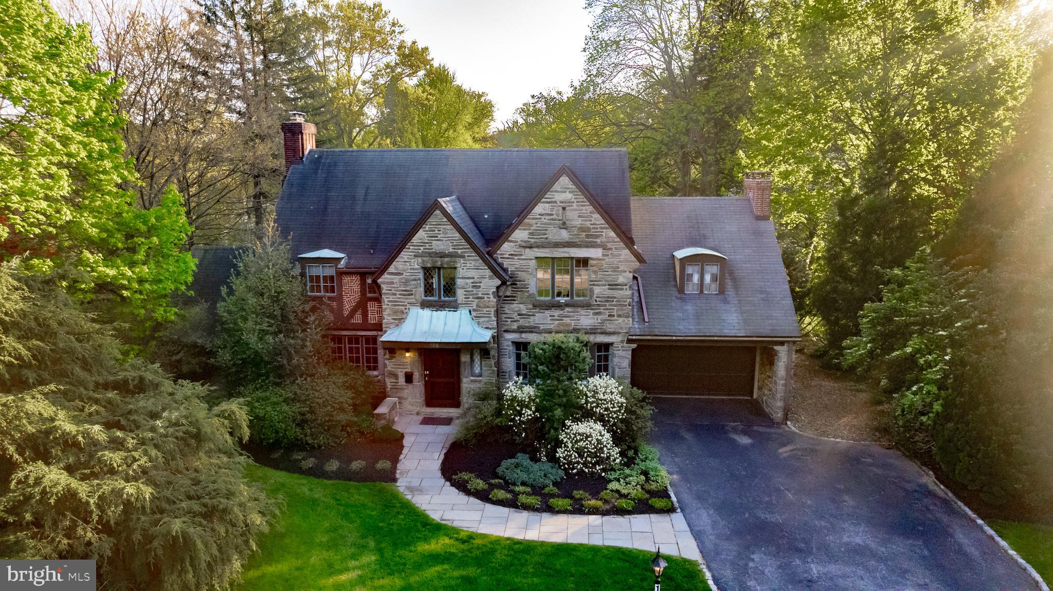 WALLINGFORD HILLS - Residential