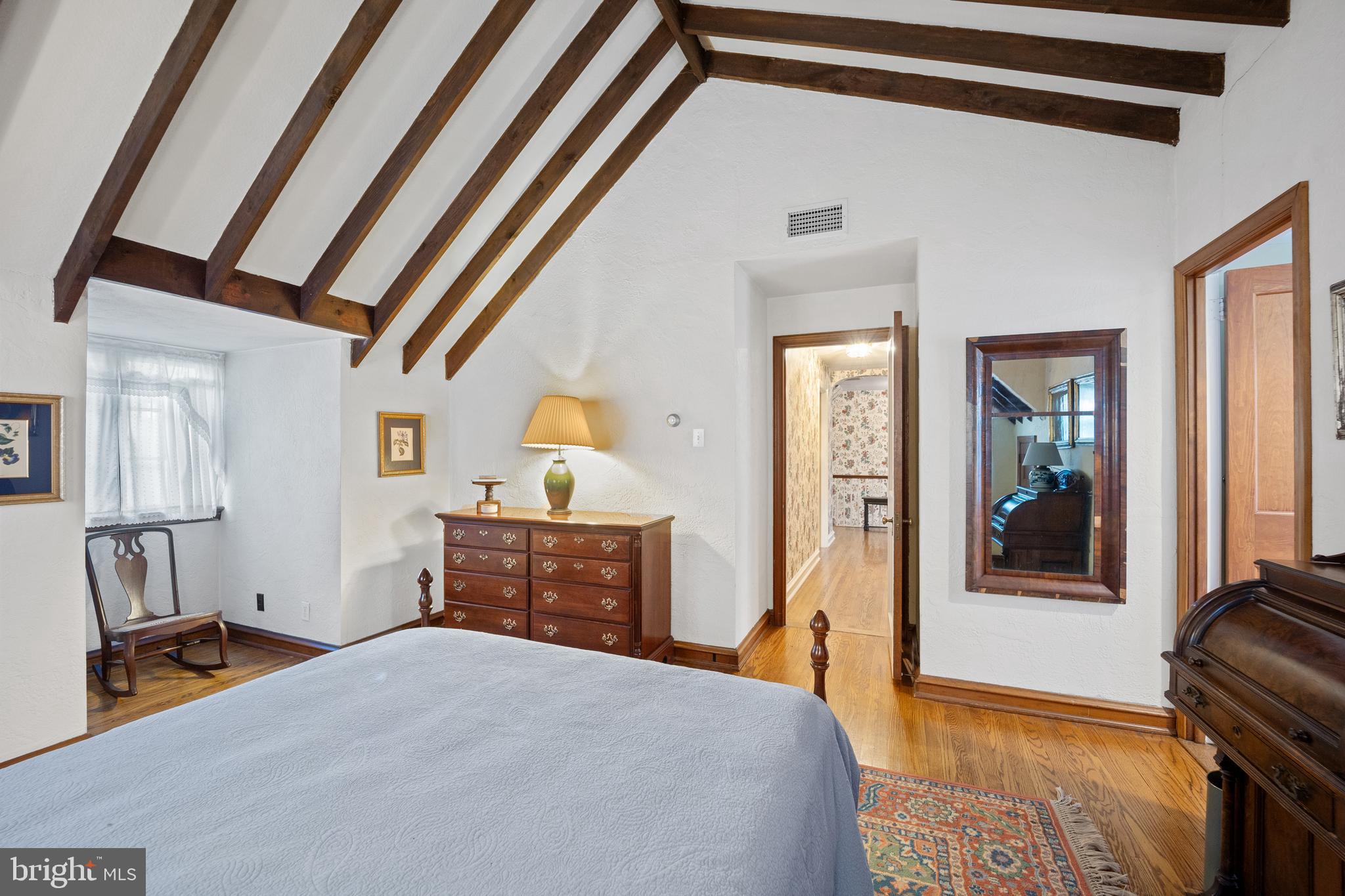 WALLINGFORD HILLS - Residential