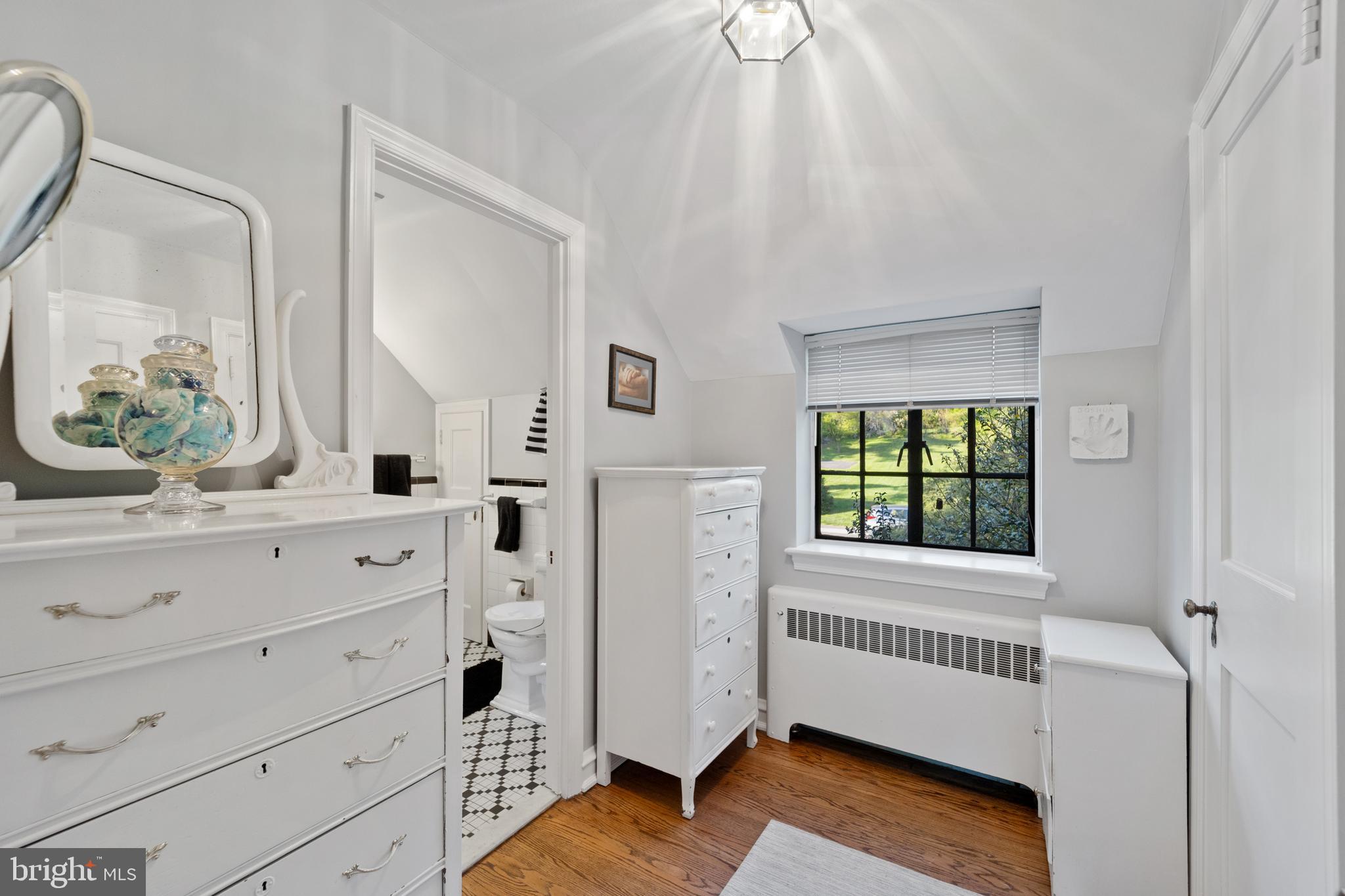 WALLINGFORD HILLS - Residential