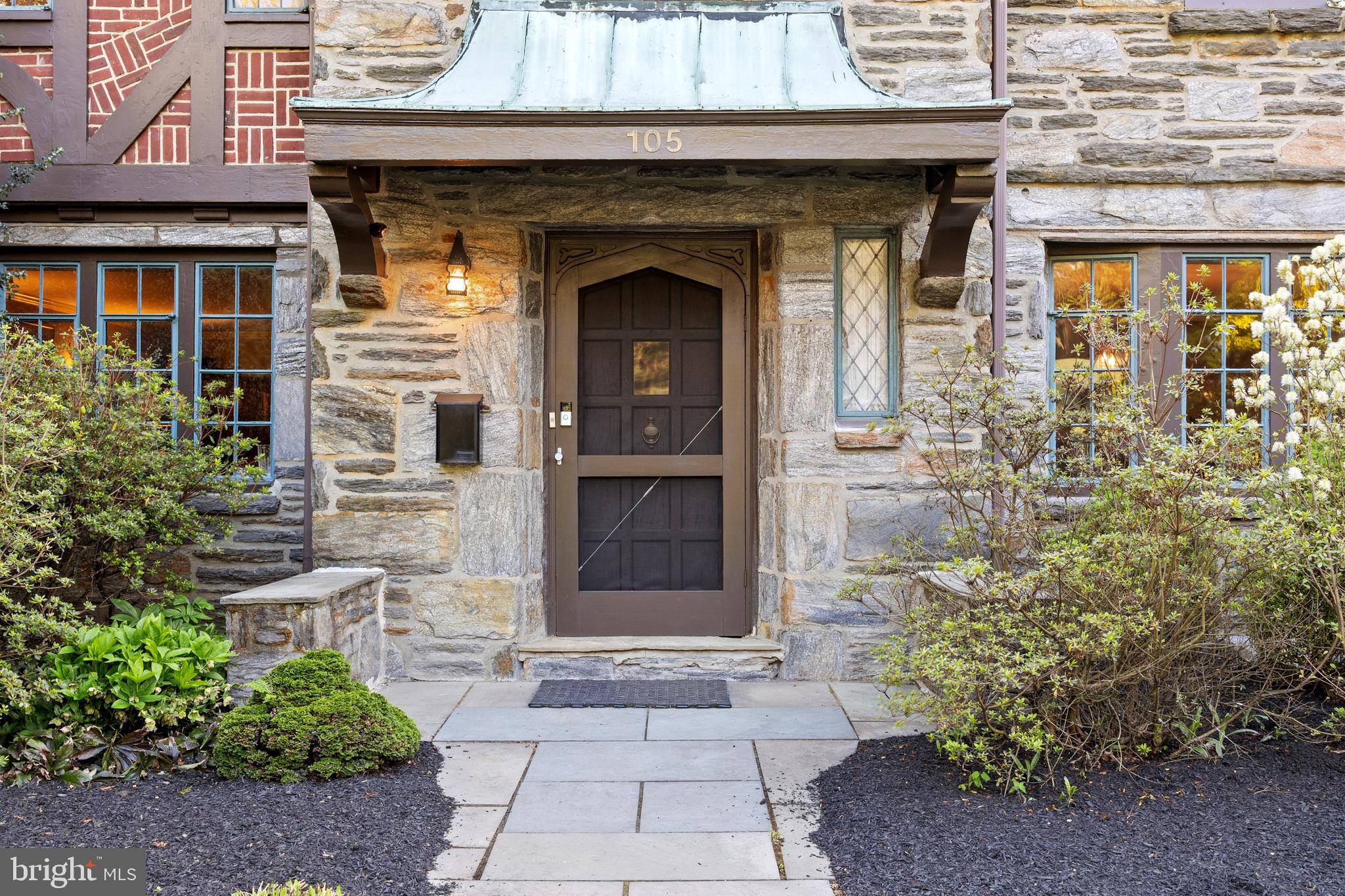 WALLINGFORD HILLS - Residential