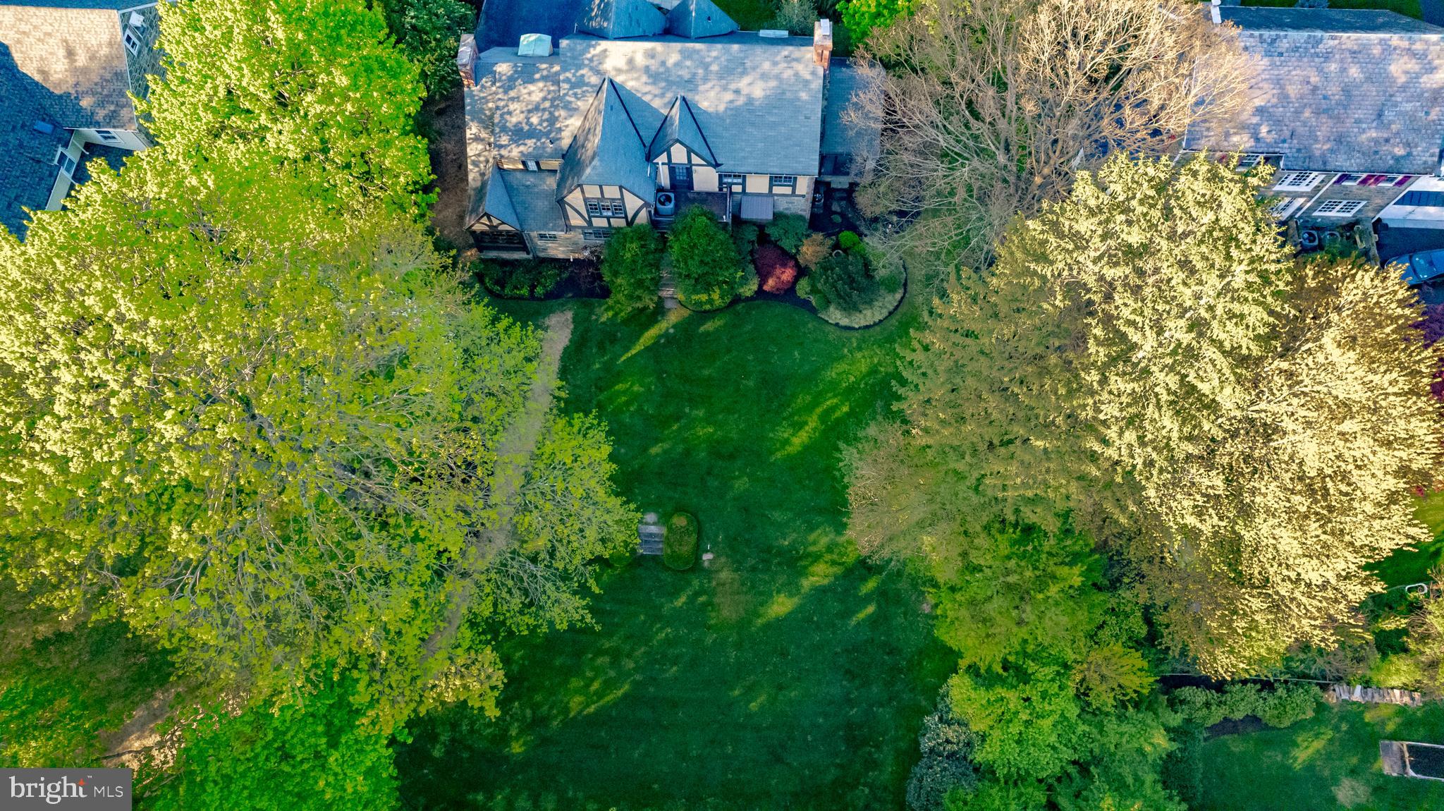 WALLINGFORD HILLS - Residential