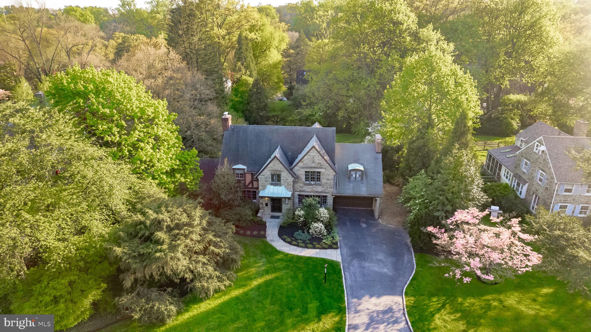 WALLINGFORD HILLS - Residential