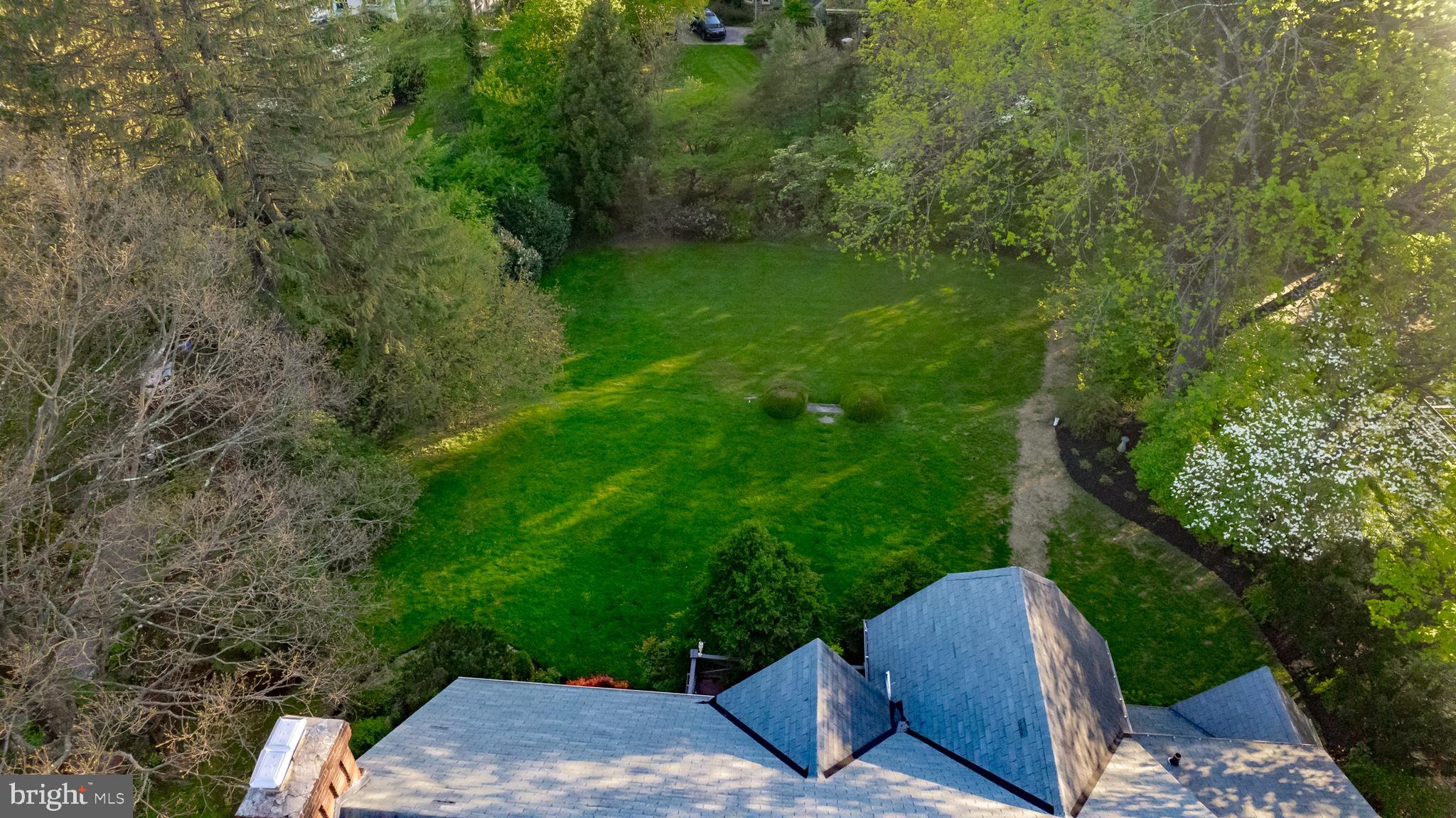 WALLINGFORD HILLS - Residential