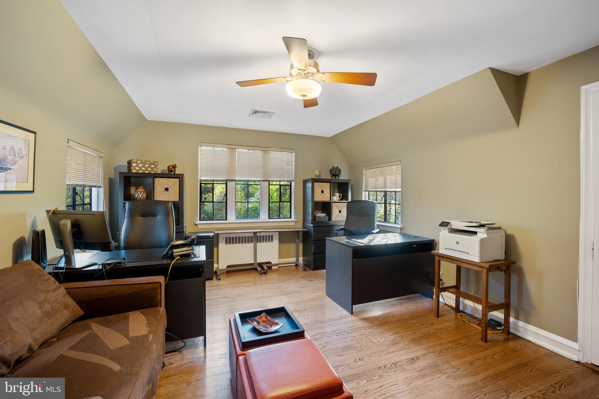 WALLINGFORD HILLS - Residential