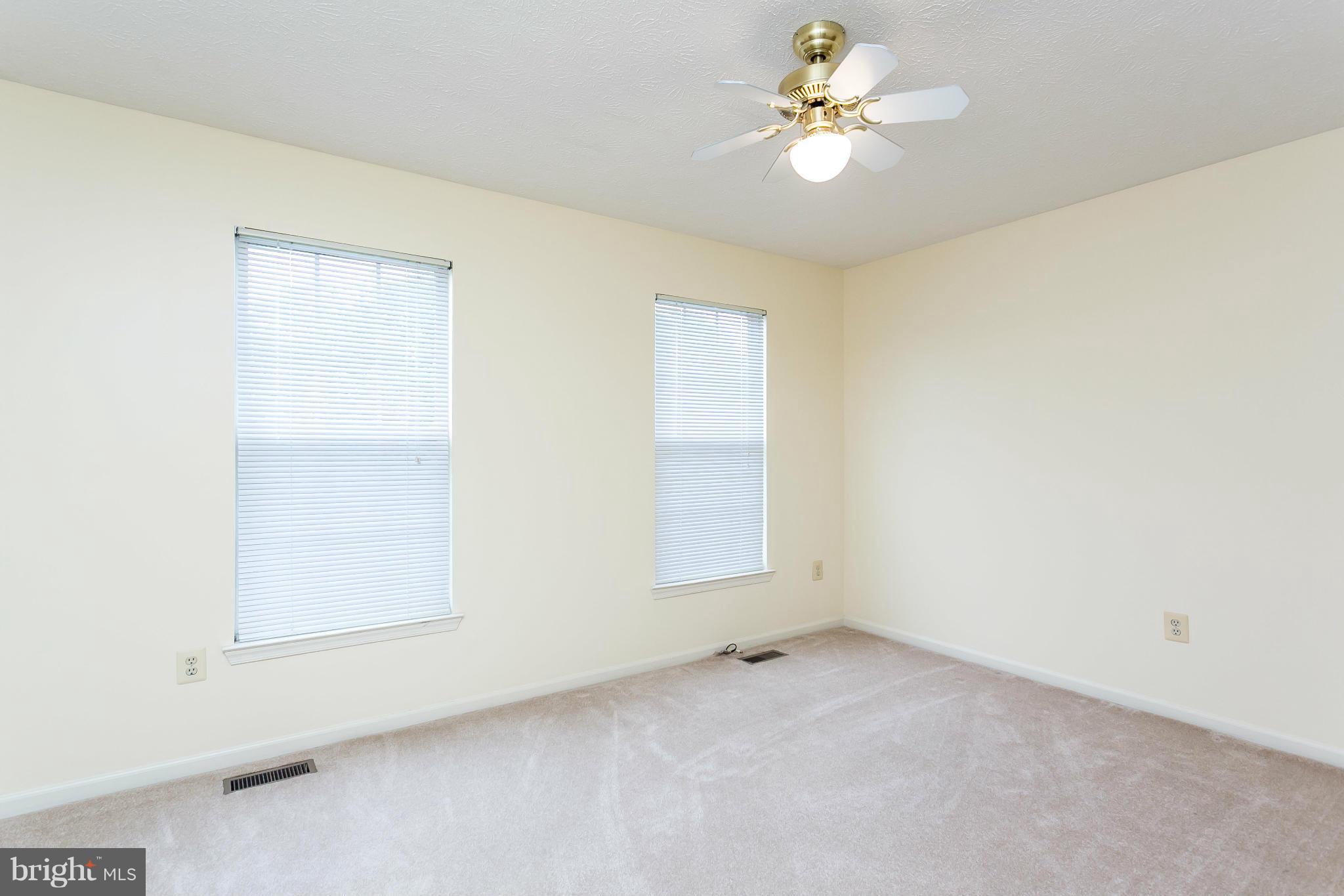 CHAPMAN FARM AT CROFTON - Residential