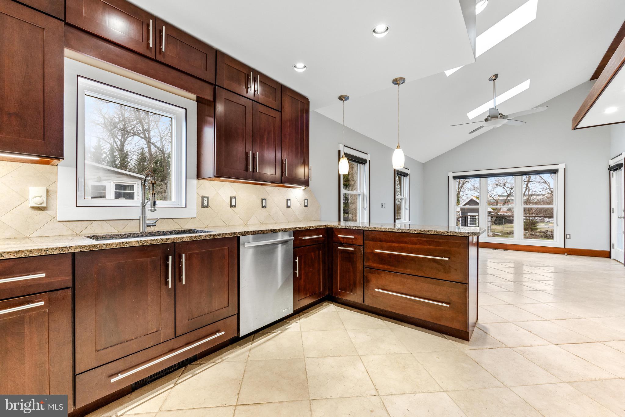 DEER PARK - Residential