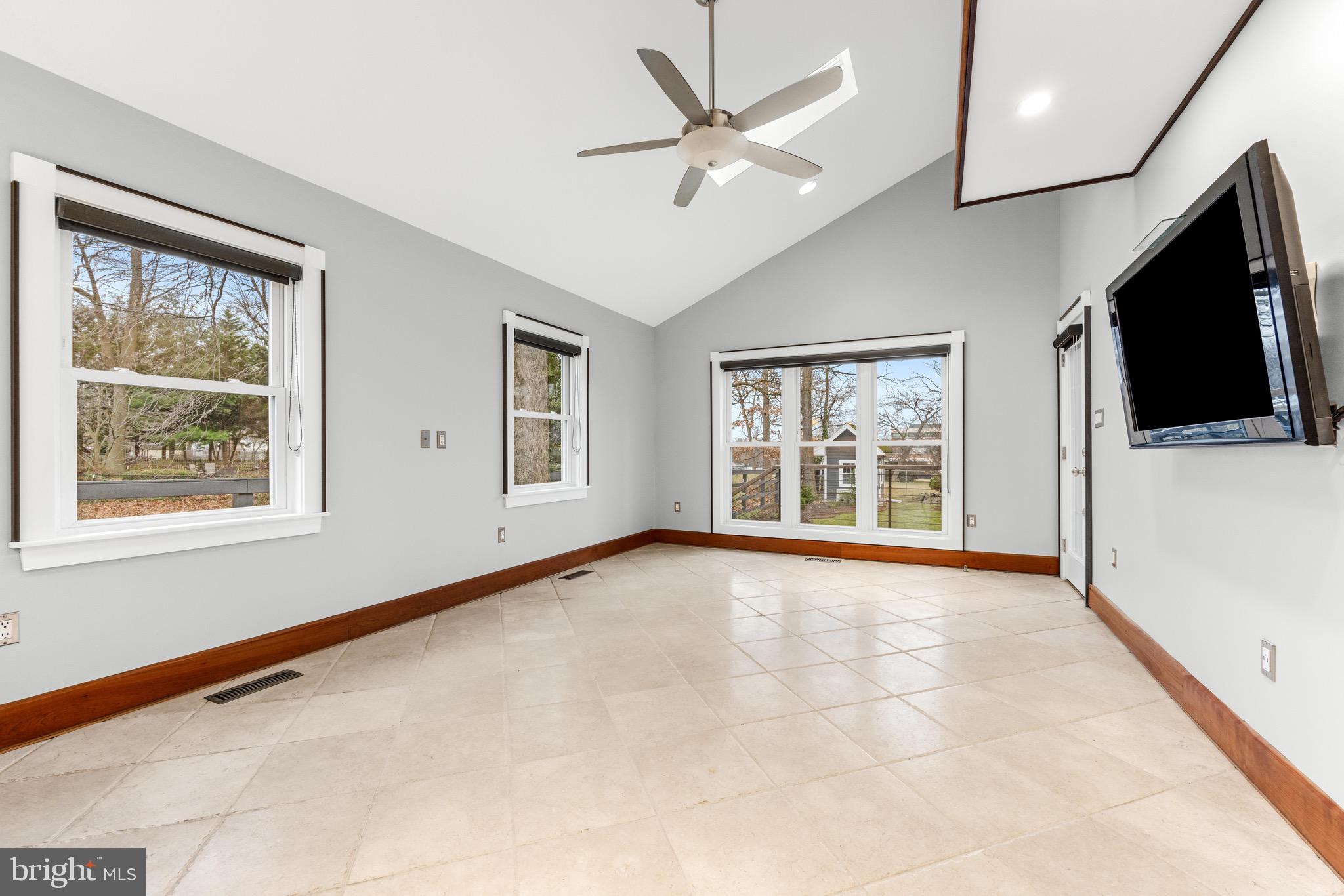 DEER PARK - Residential