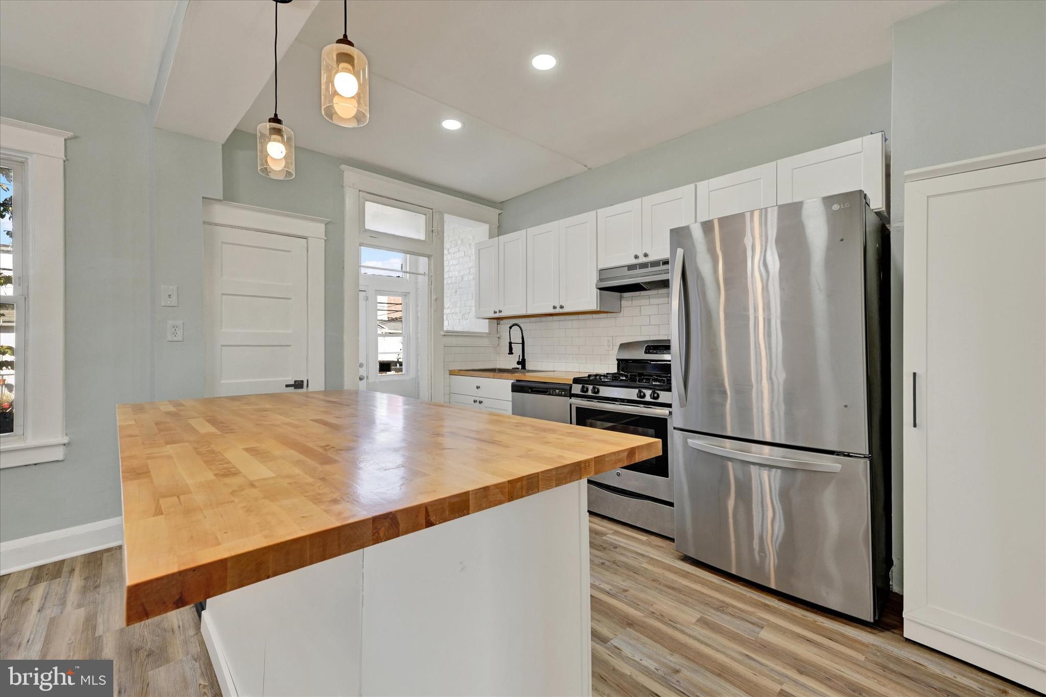 ROSEMONT - Residential