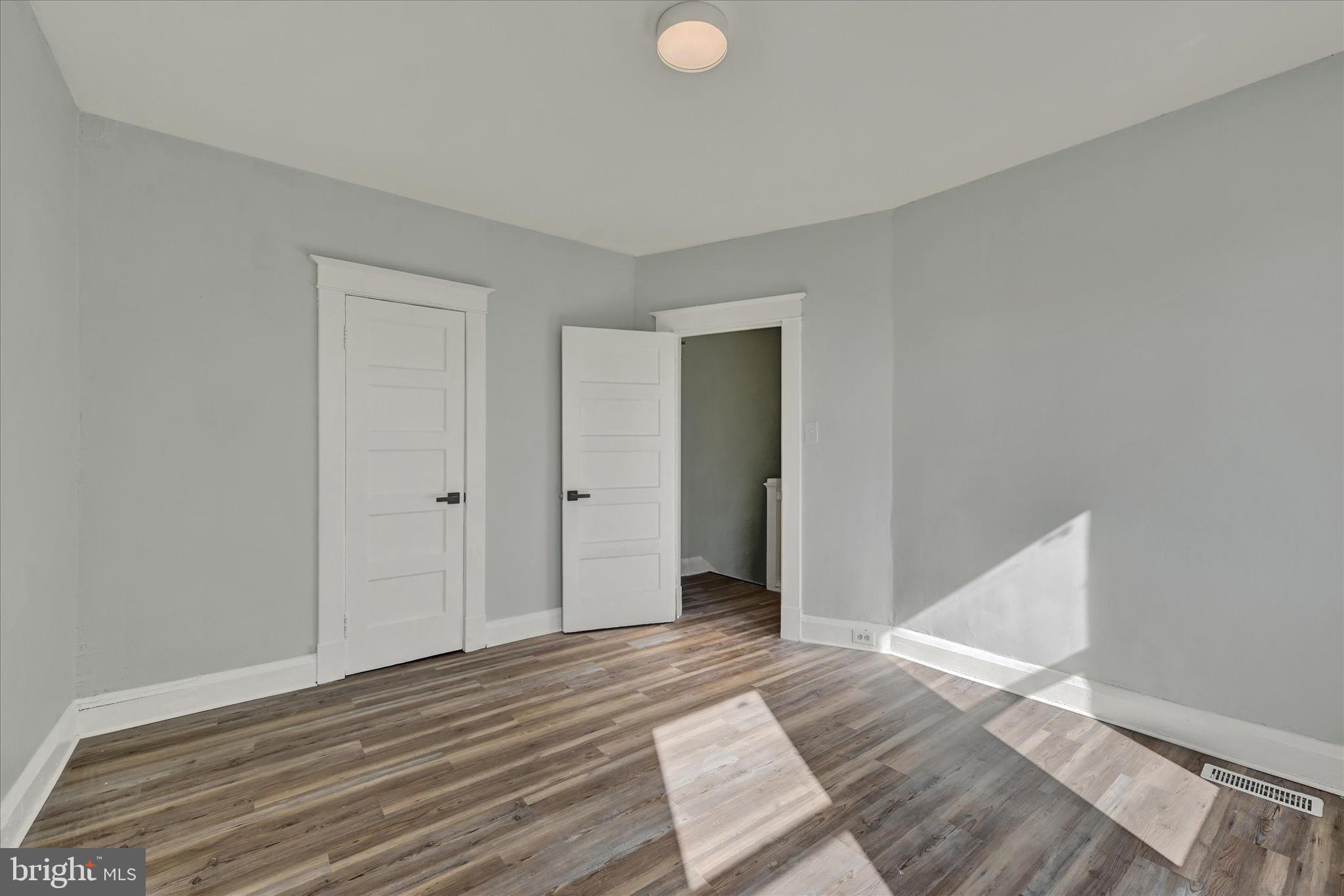 ROSEMONT - Residential