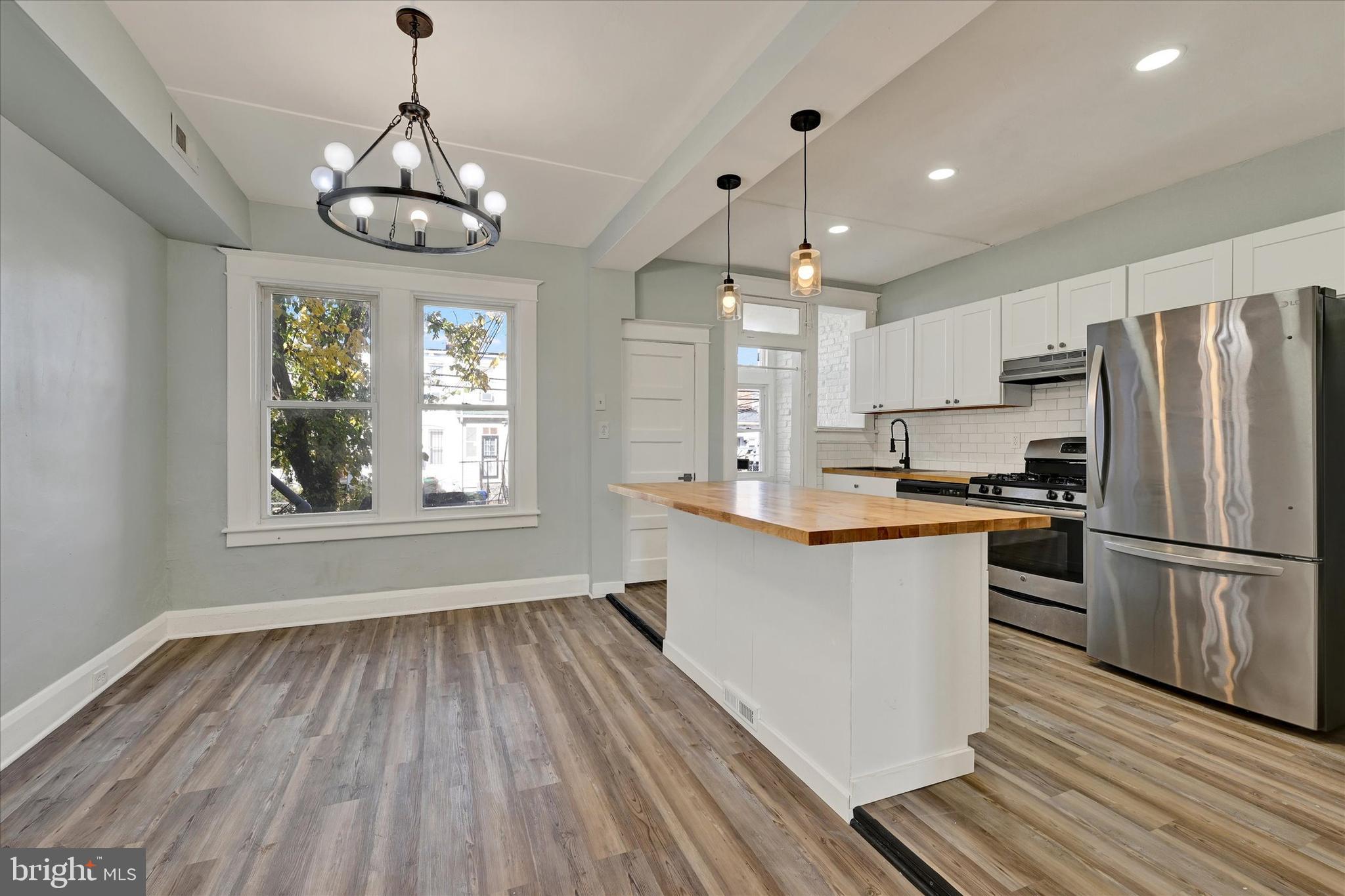 ROSEMONT - Residential