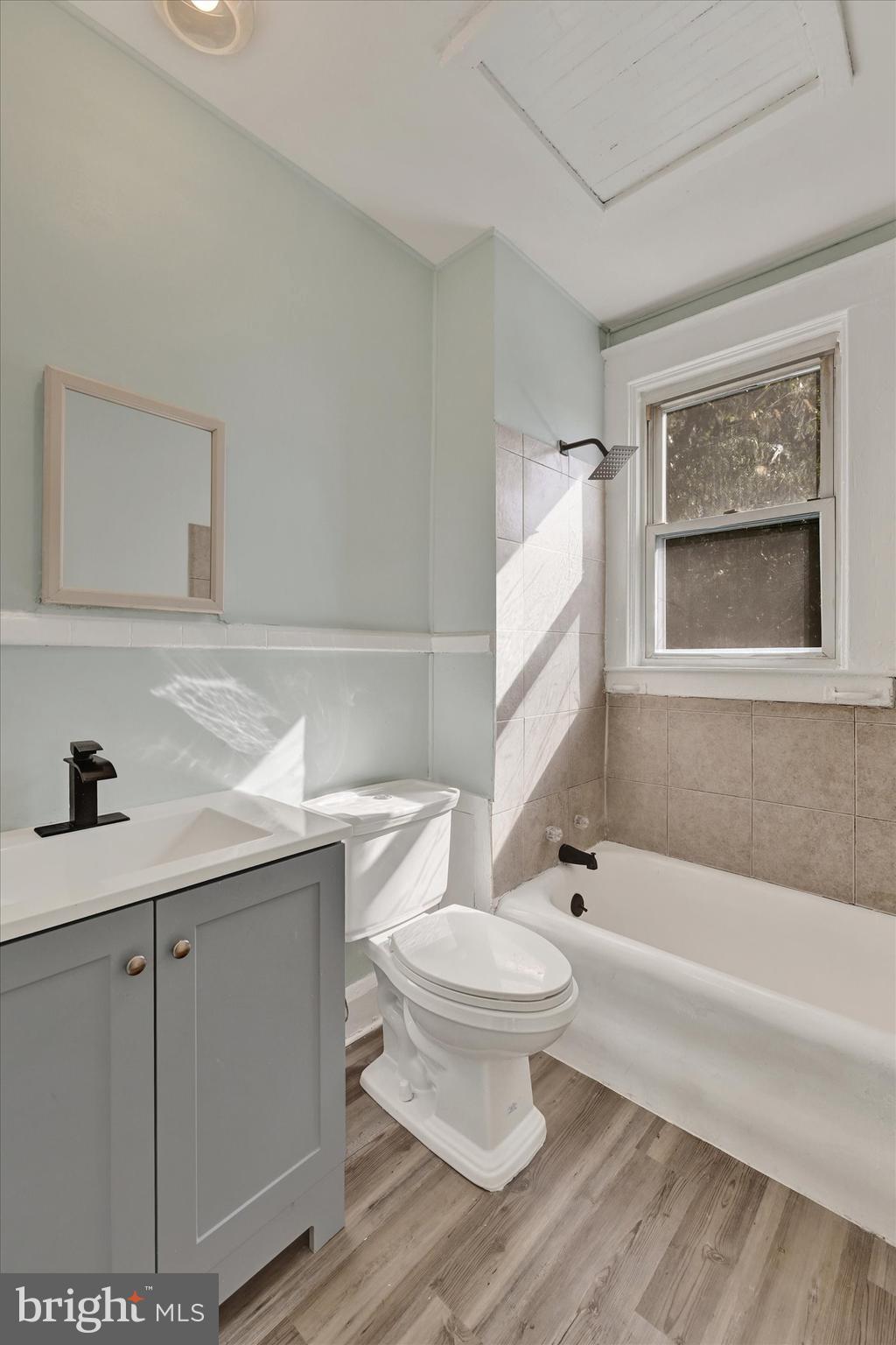 ROSEMONT - Residential