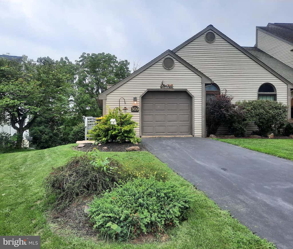 Photo of 309 W Main Street, ADAMSTOWN, PA 19501 (MLS # PALA2094078)