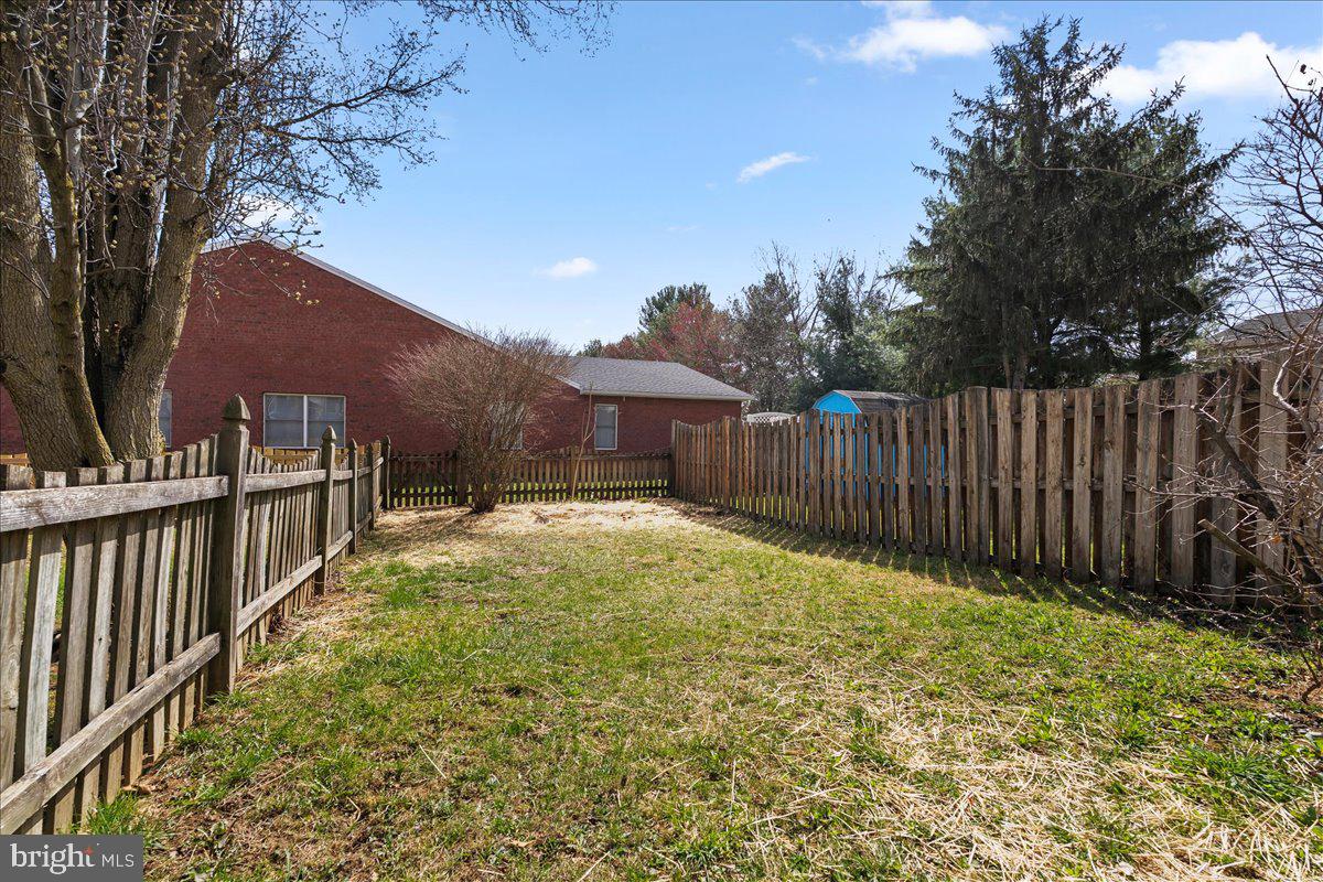 ROLLING MEADOWS - Residential