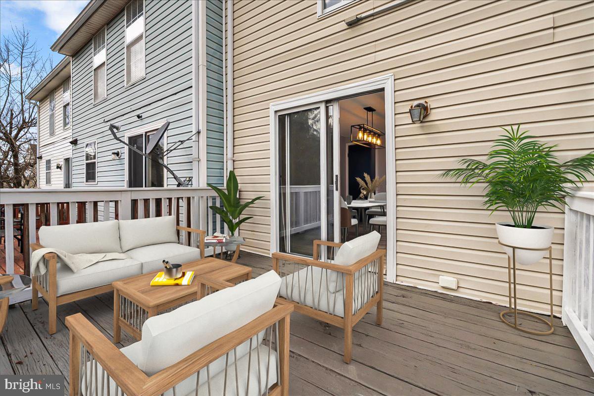 ROLLING MEADOWS - Residential