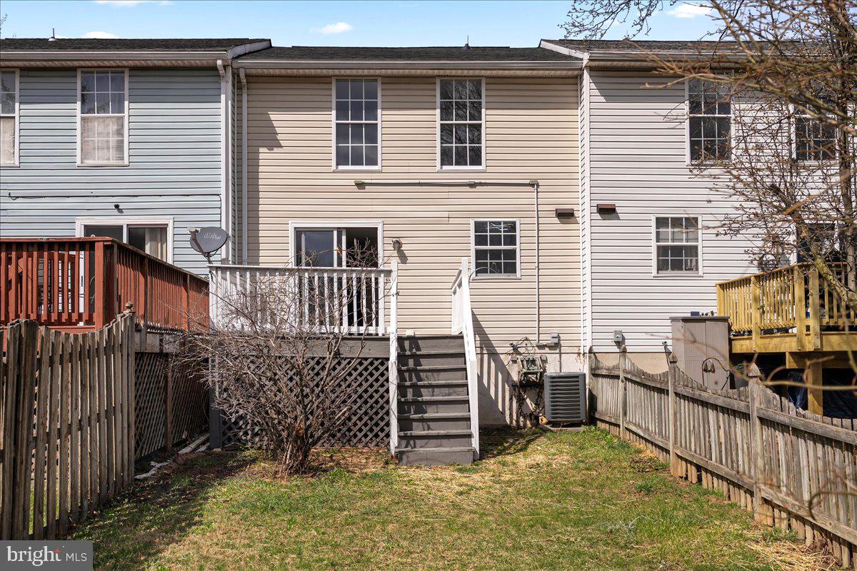 ROLLING MEADOWS - Residential