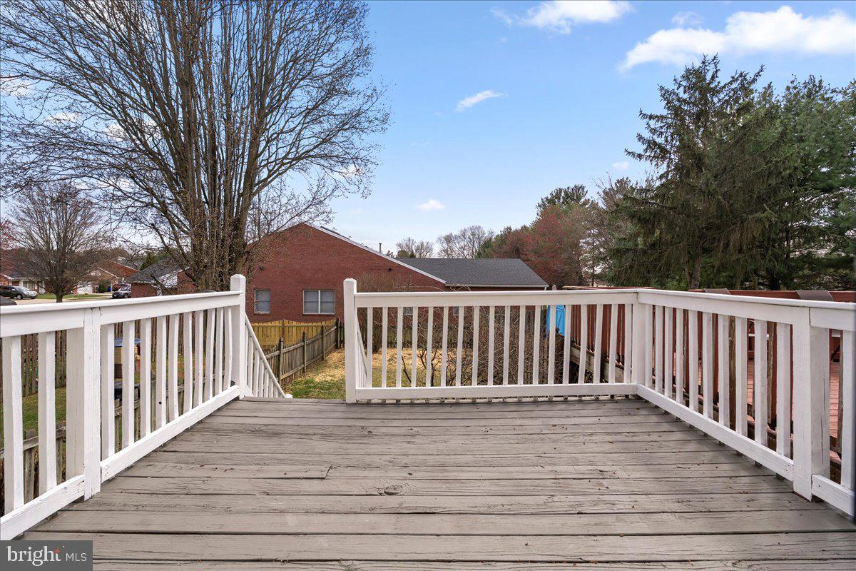 ROLLING MEADOWS - Residential