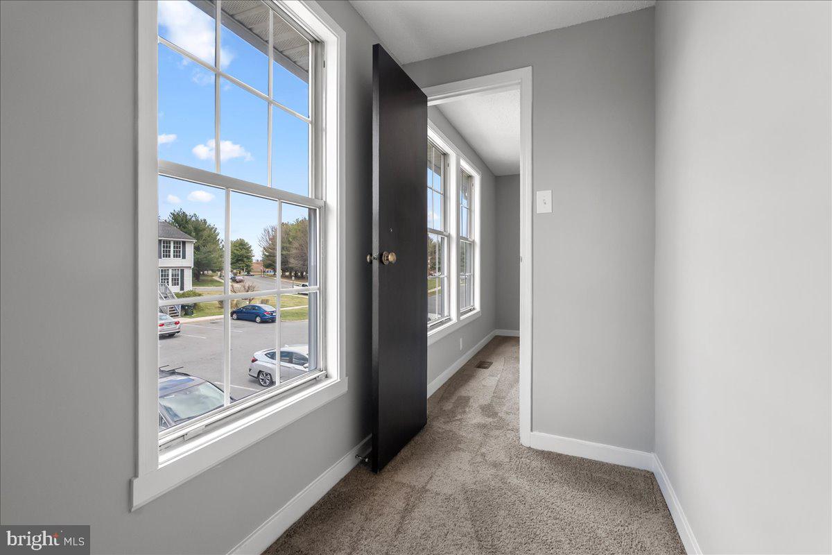 ROLLING MEADOWS - Residential