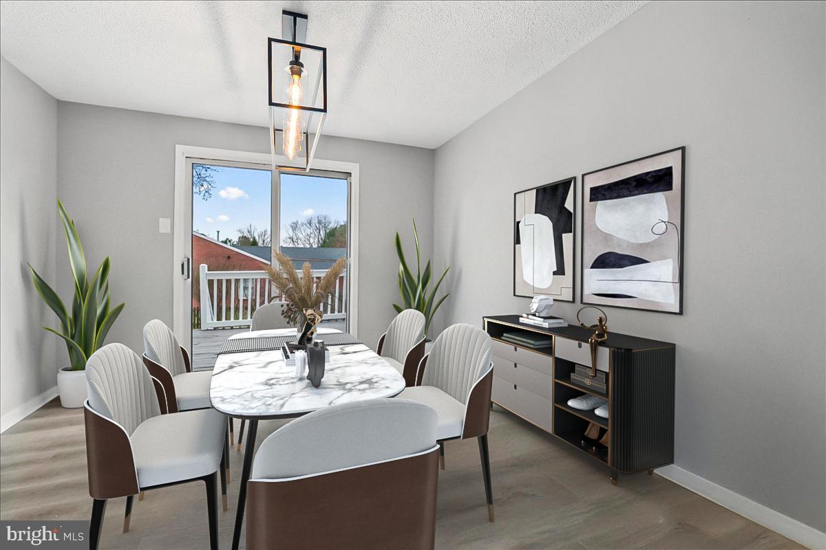 ROLLING MEADOWS - Residential