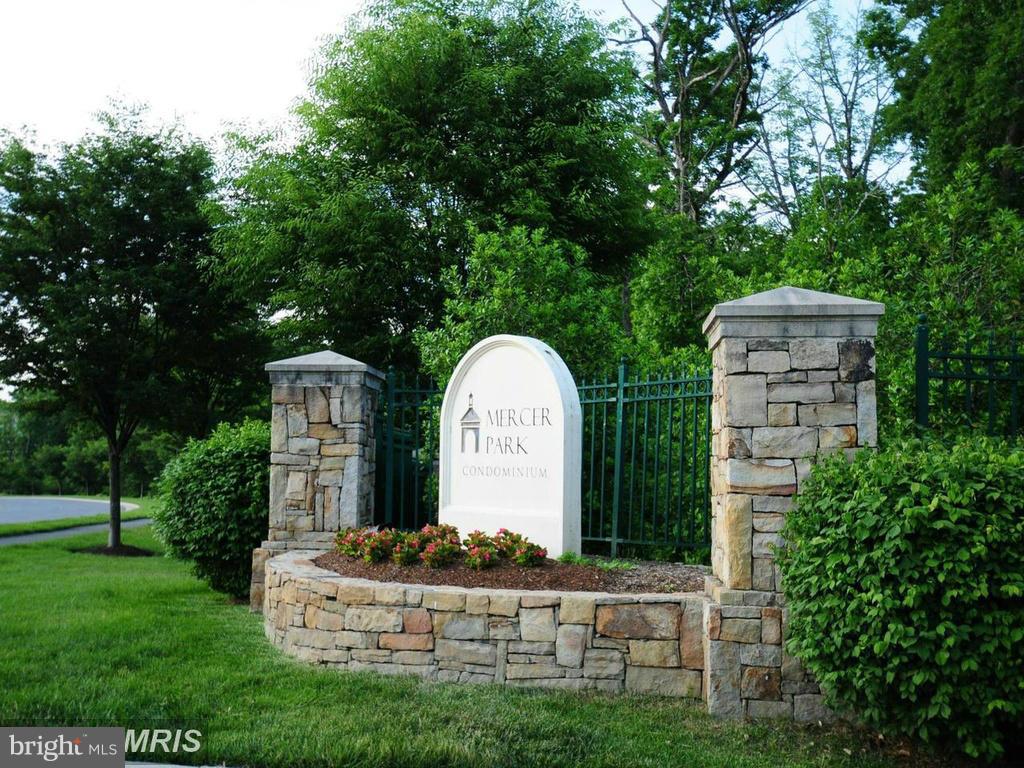 MERCER PARK CONDOMINIUM - Residential