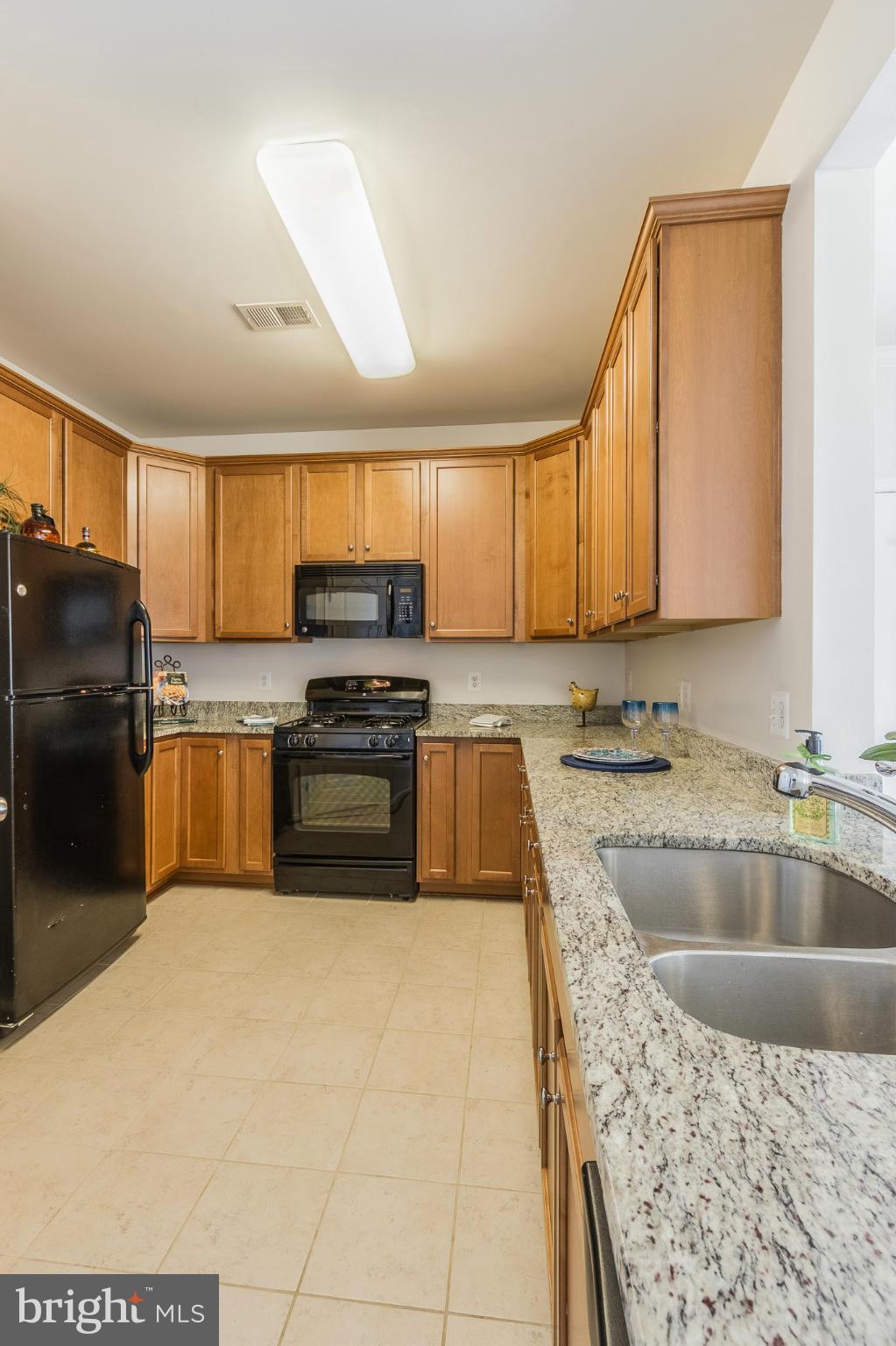 MERCER PARK CONDOMINIUM - Residential