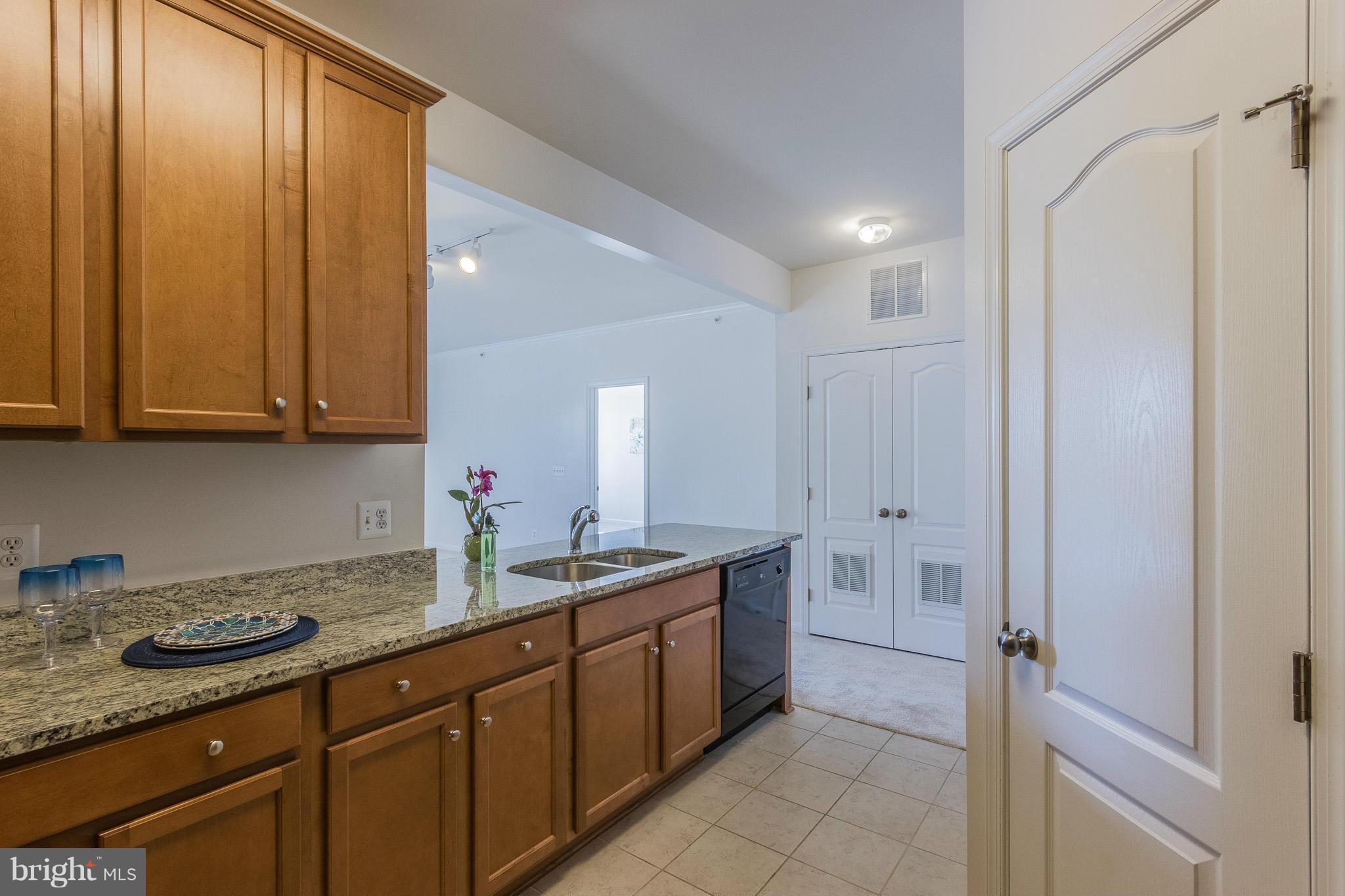 MERCER PARK CONDOMINIUM - Residential