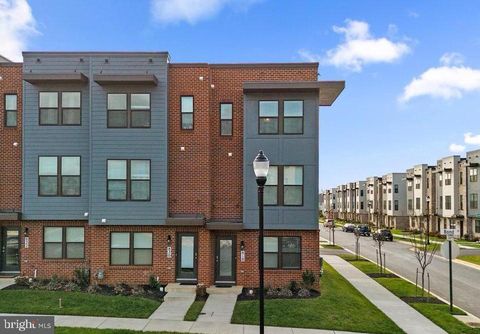 Townhouse For Rent - 818 Bond Street<br/> FREDERICK, MD 21701