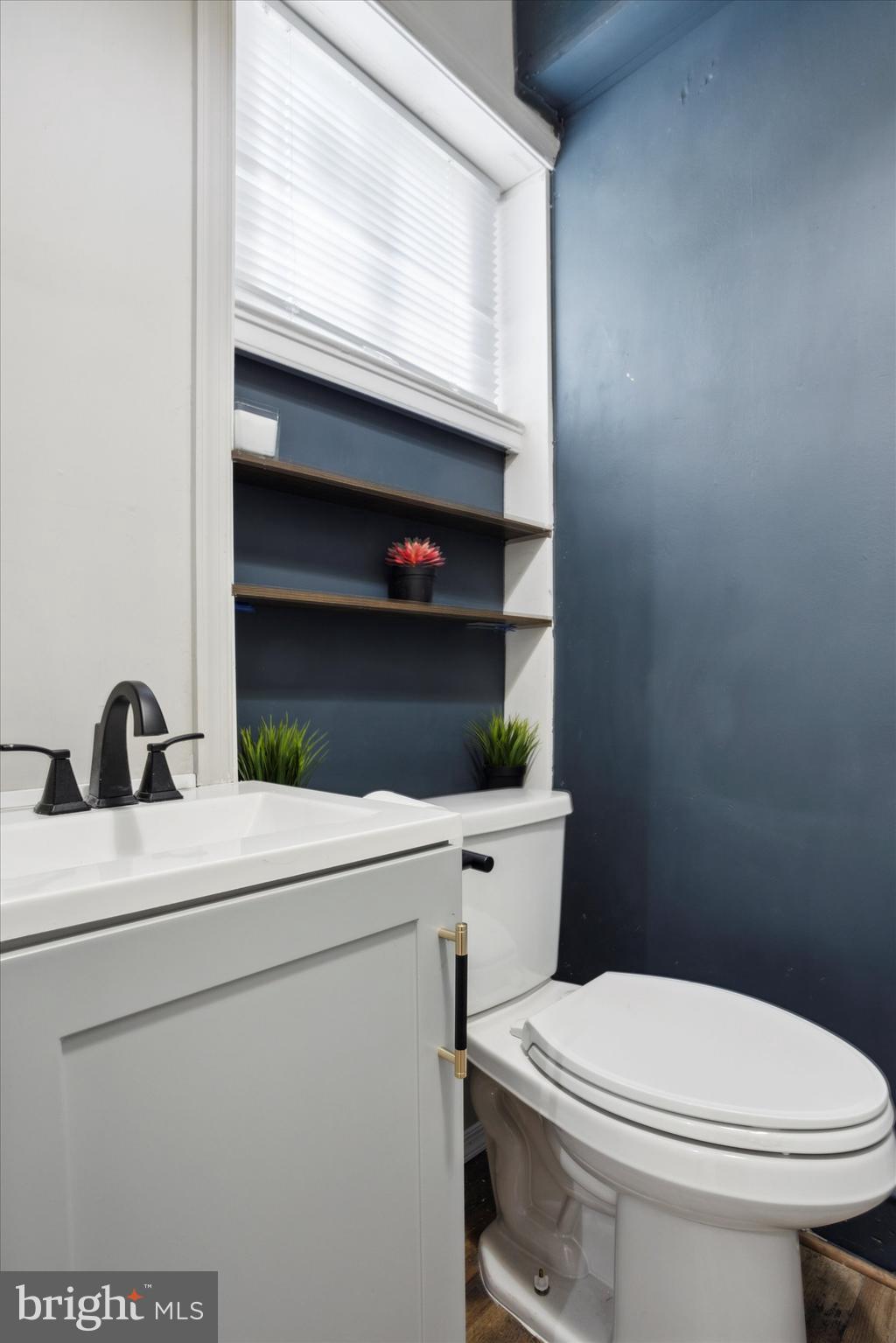 POINT BREEZE - Residential